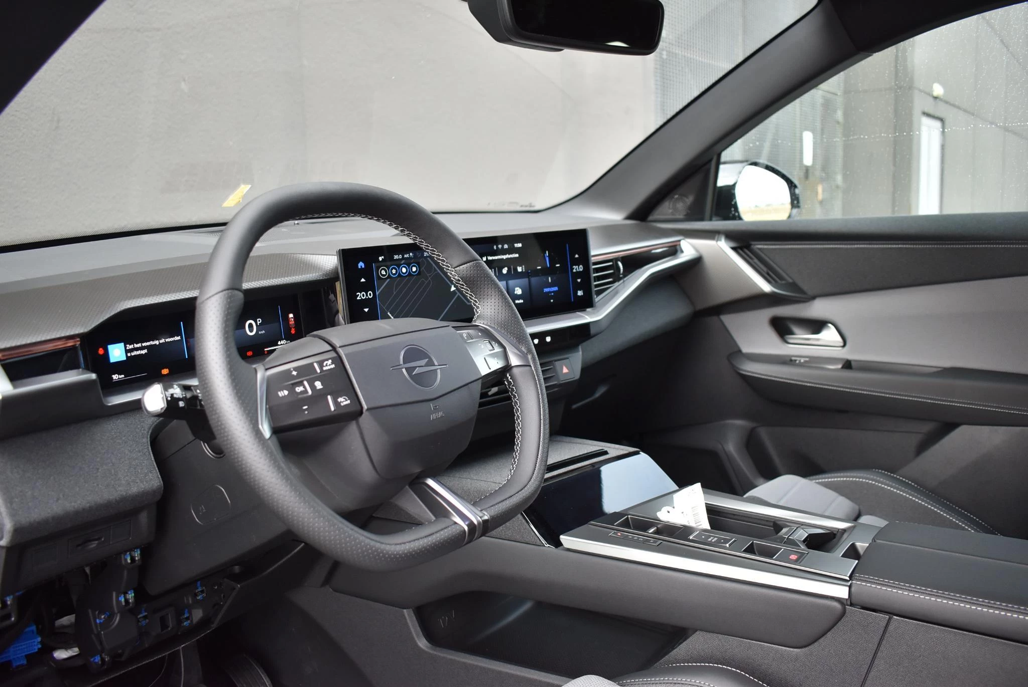 Opel-Grandland-image-14