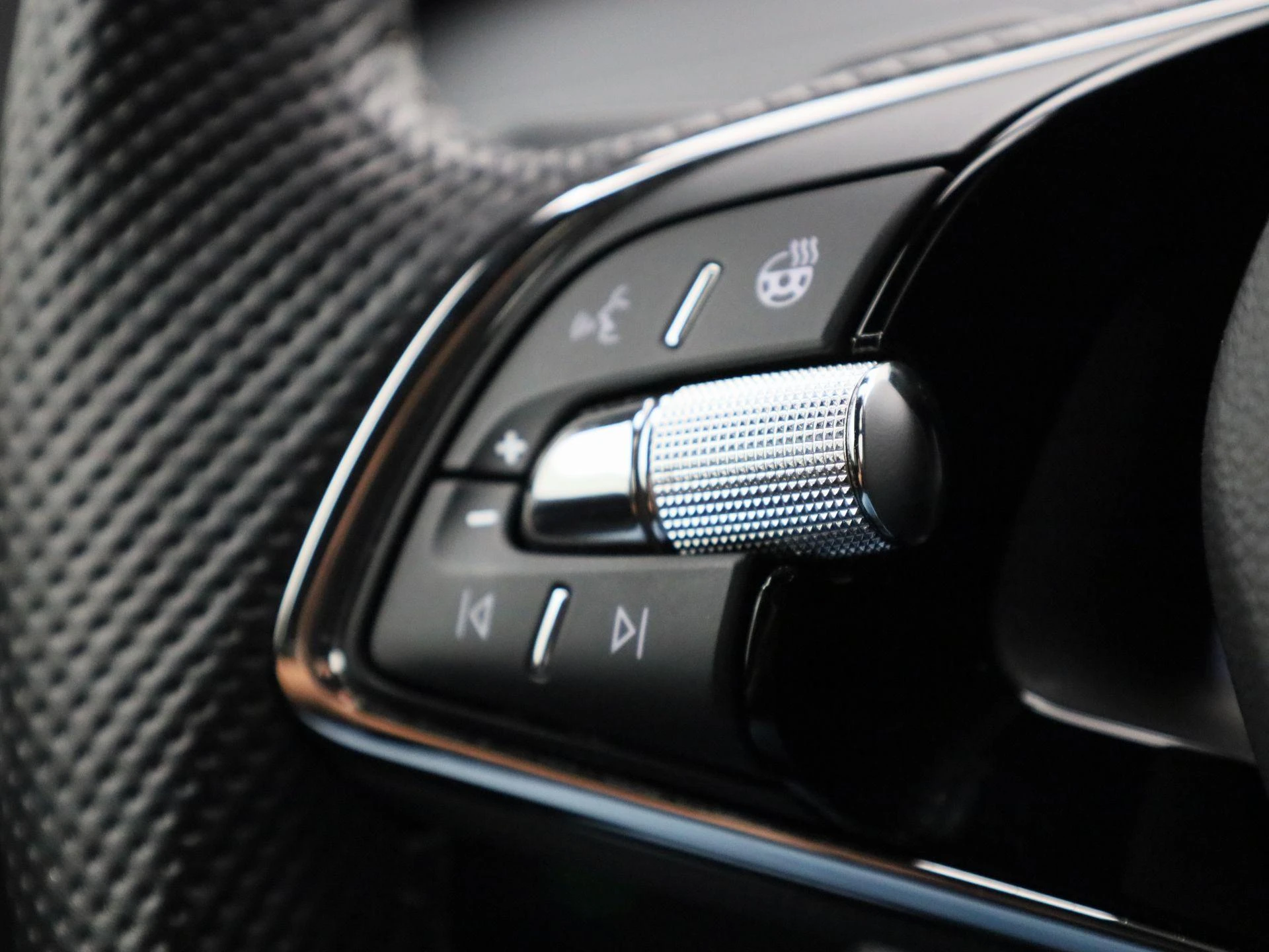 Škoda-Enyaq iV-image-18