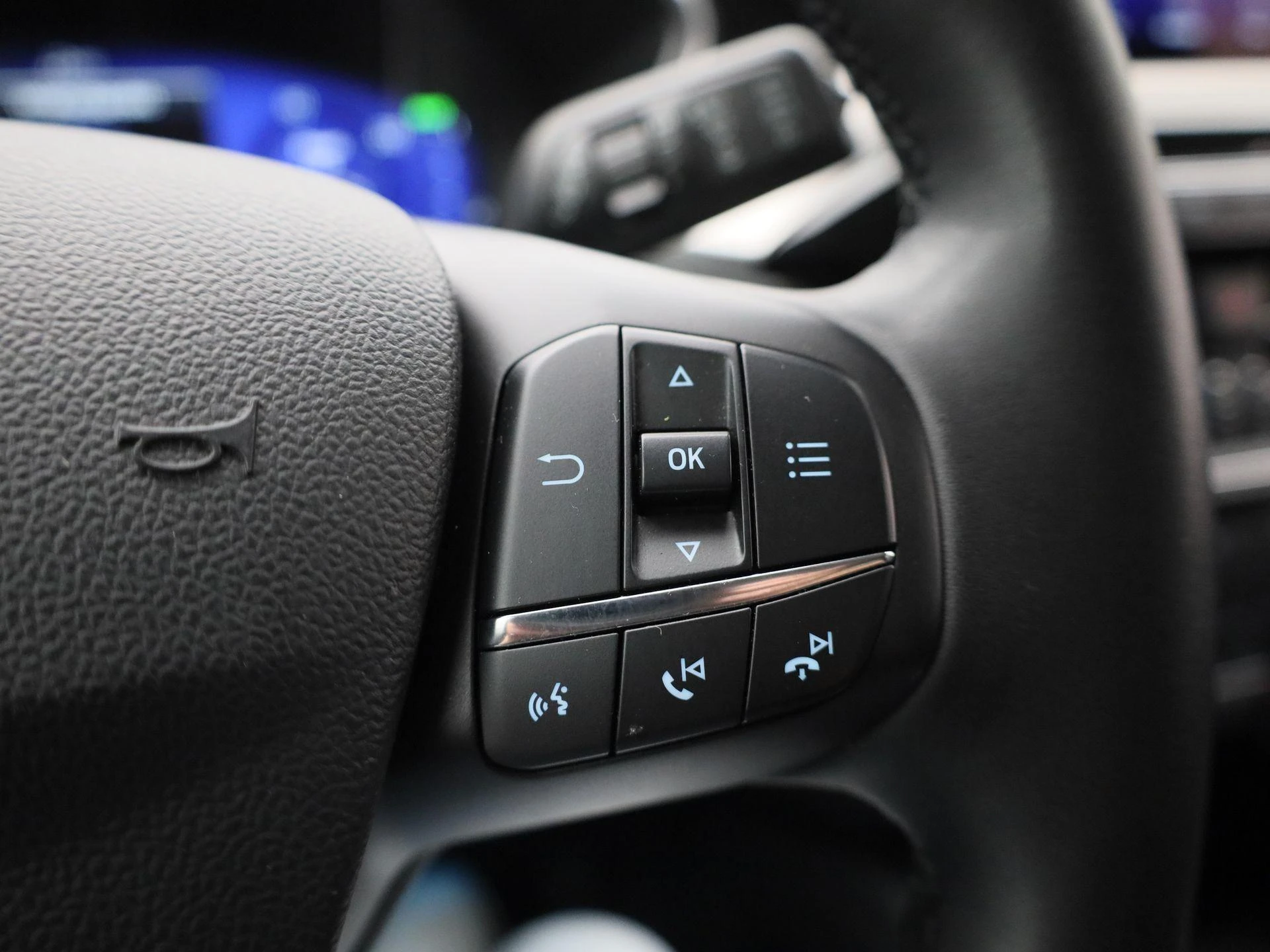 Ford-Kuga-image-17
