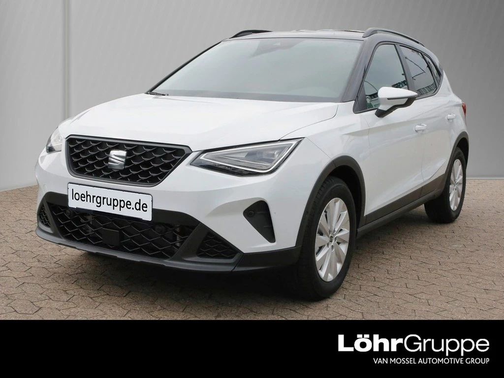 SEAT-Arona-image-0