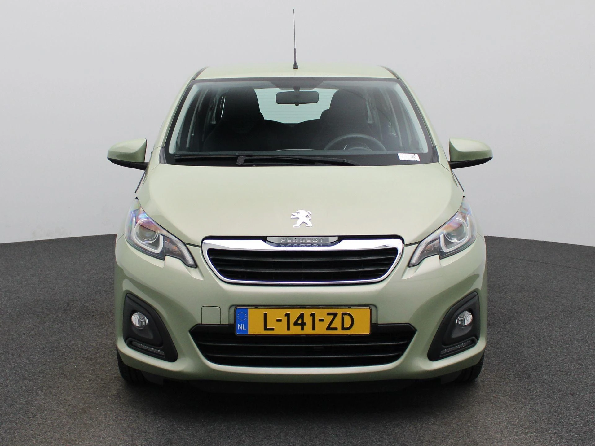 Peugeot-108-image-2