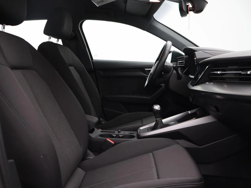 Audi A3 Sportback Audi A3 Sportback Attraction 30TFSI 110PK *VIRTUAL COCKPIT*NAVI*CRUISE*PDC ACHTER*APP-CONNECT*KEYLESS GO*LANE ASSIST*...*