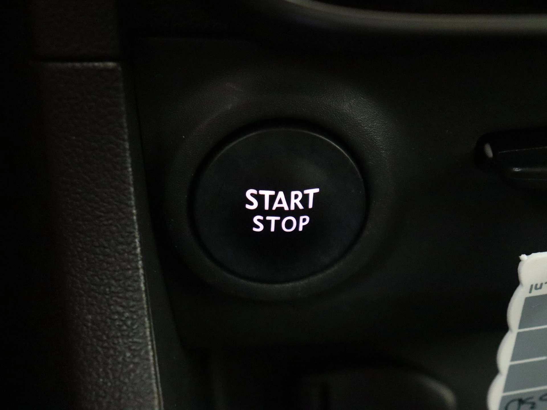 Renault-Clio-image-18