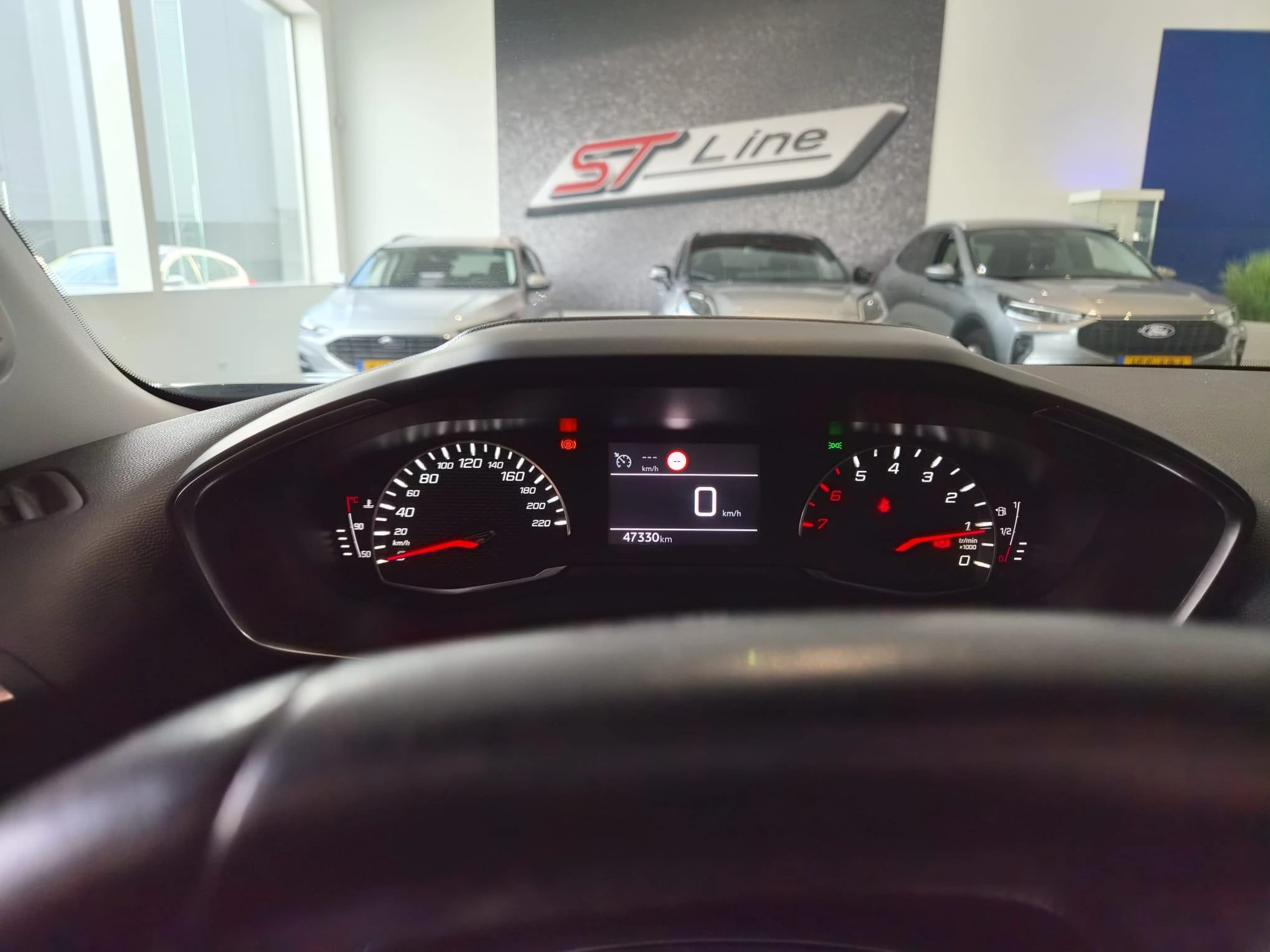 Peugeot-2008-image-8