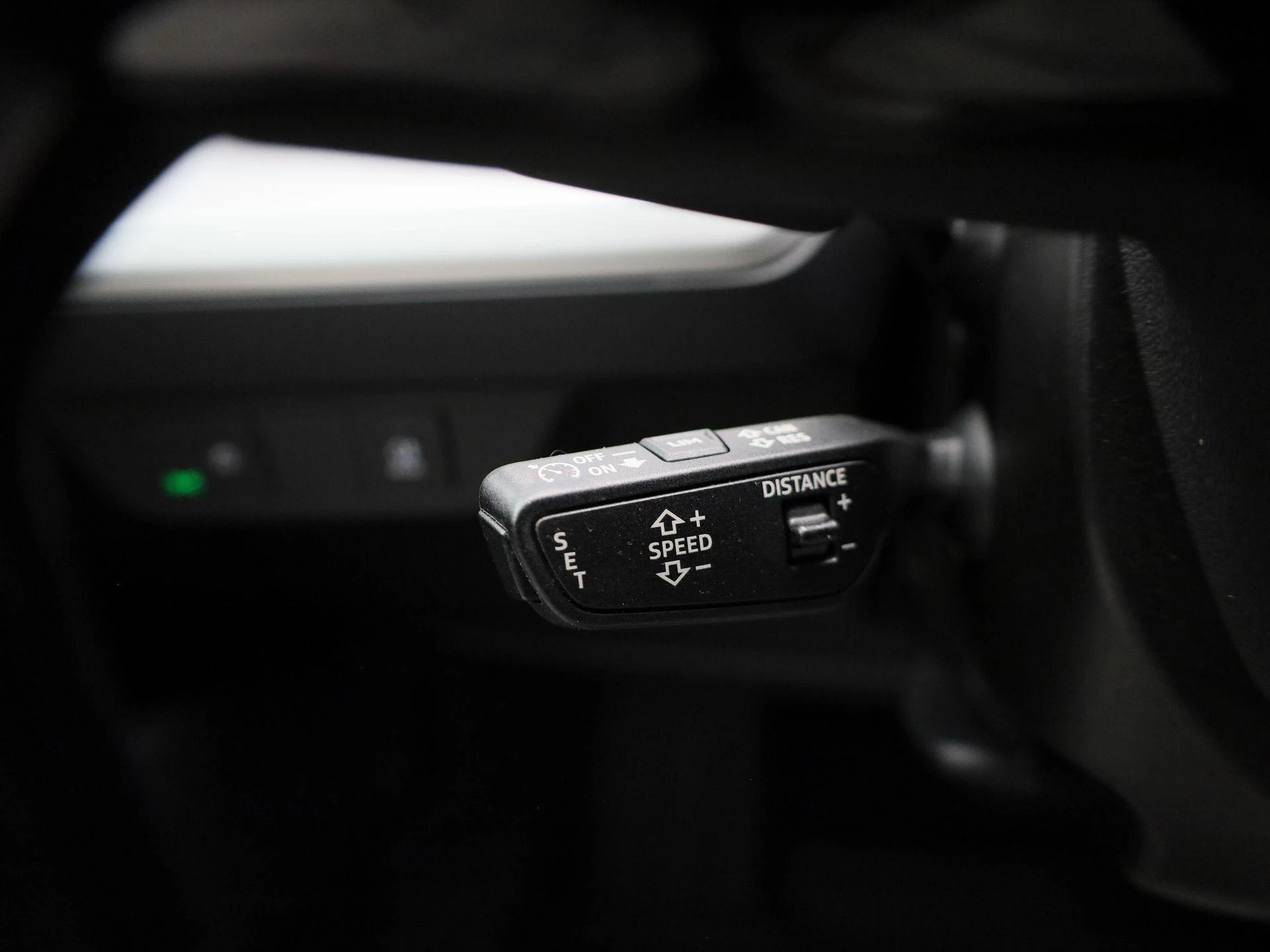 Audi-Q4 e-tron-image-20