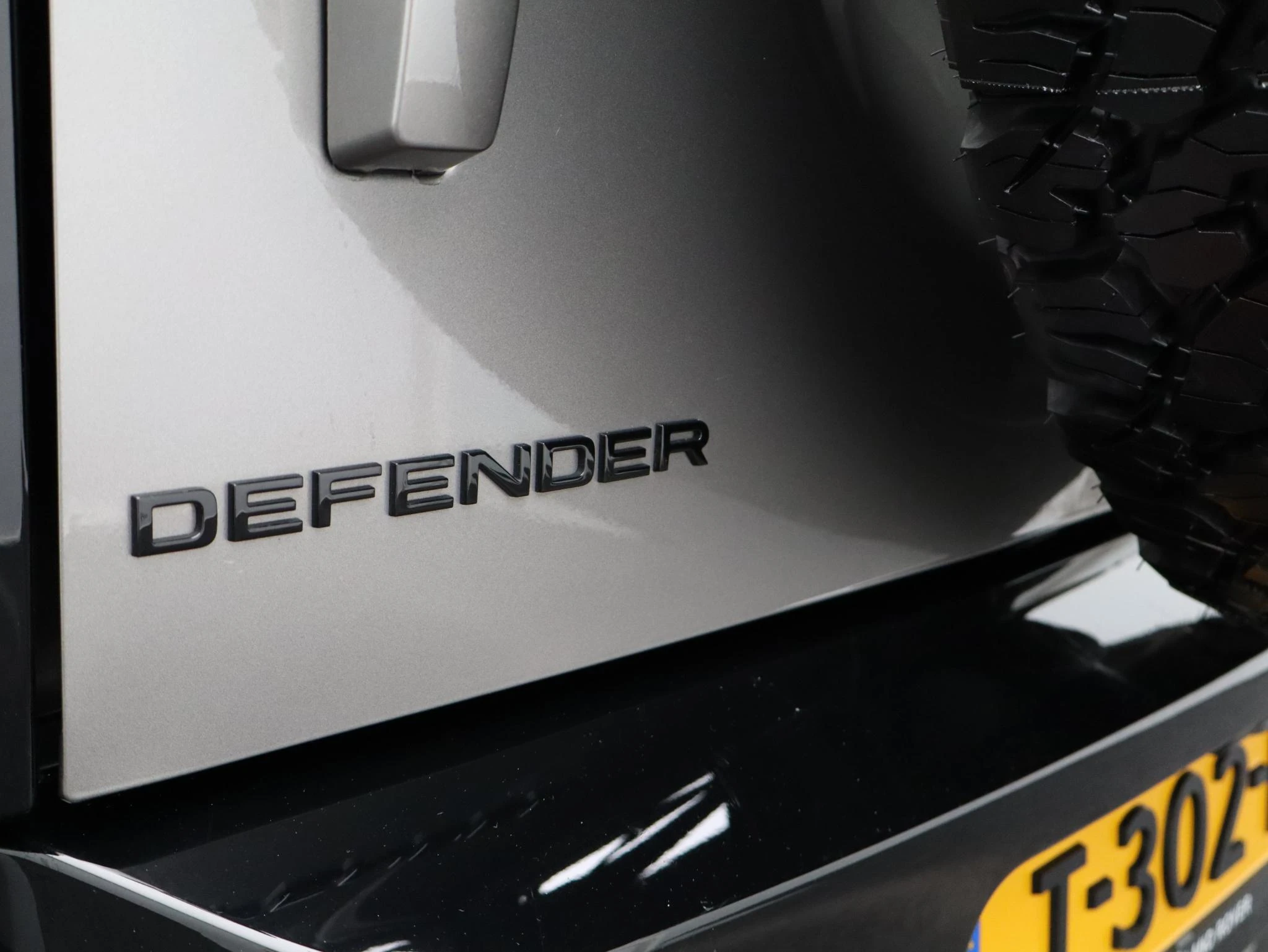 Land Rover-Defender-image-45