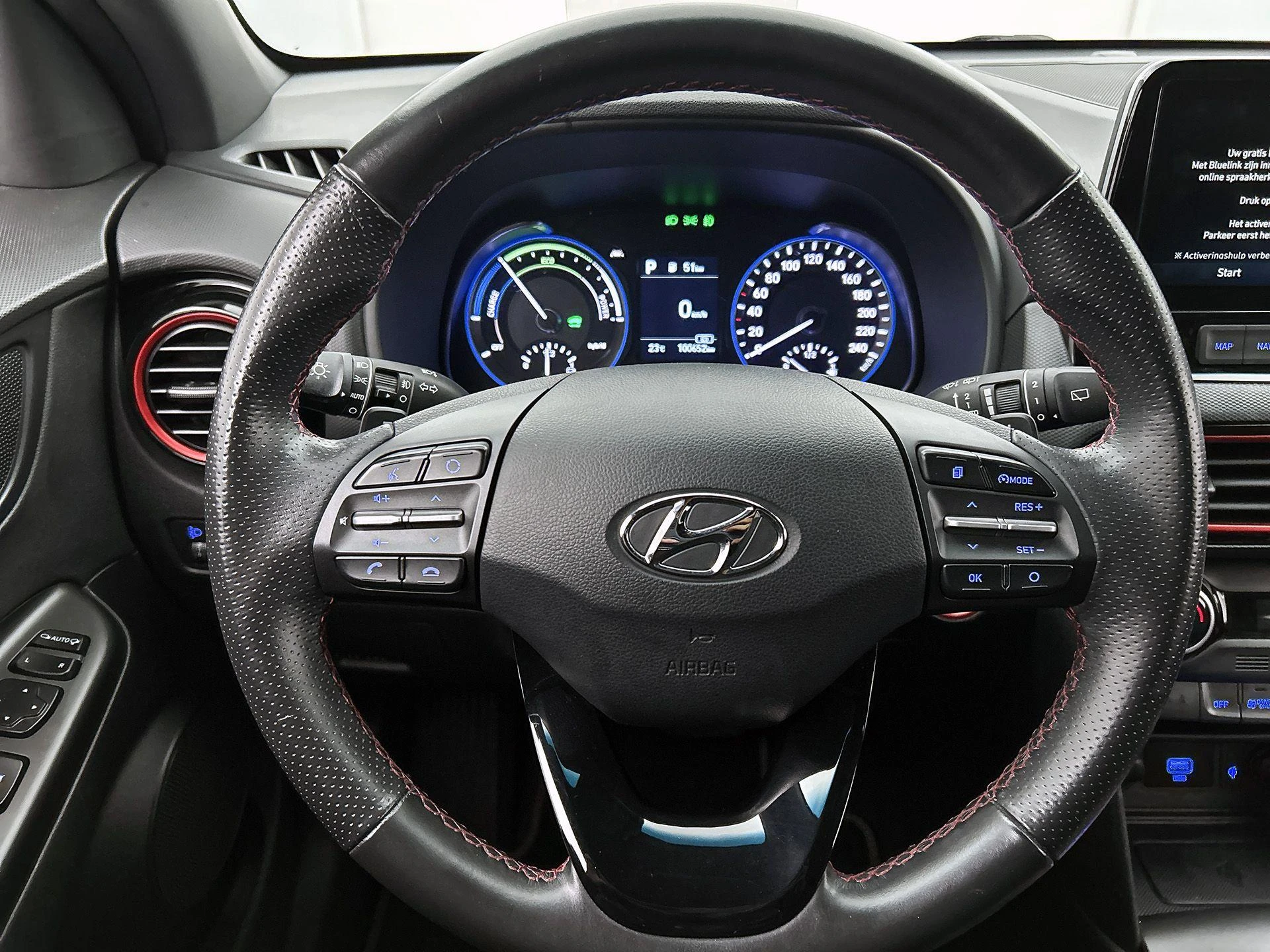 Hyundai-Kona-image-30