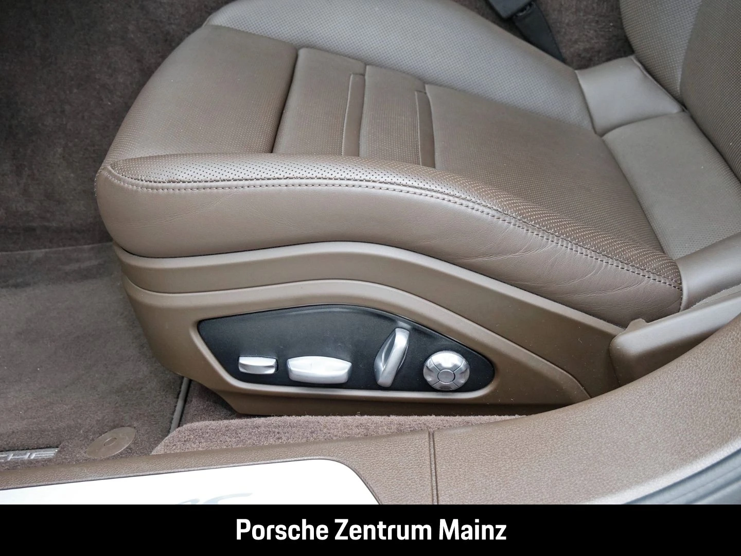 Porsche Panamera 4S E-Hybrid Sport Turismo Soft-Close -