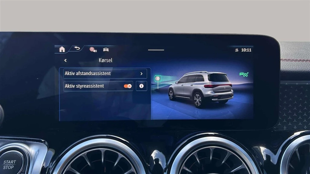 Mercedes-Benz-EQB-image-16