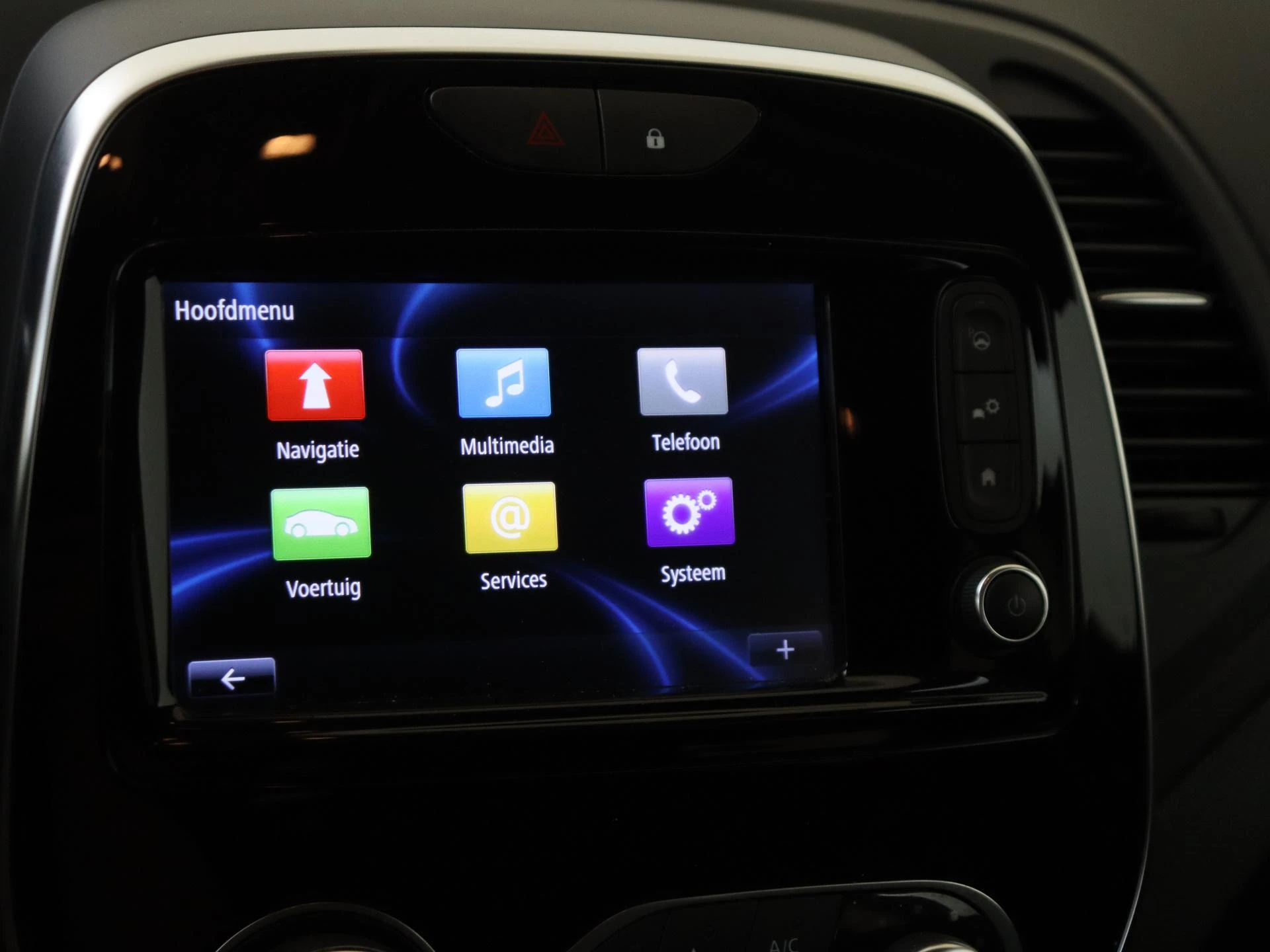 Renault-Captur-image-15