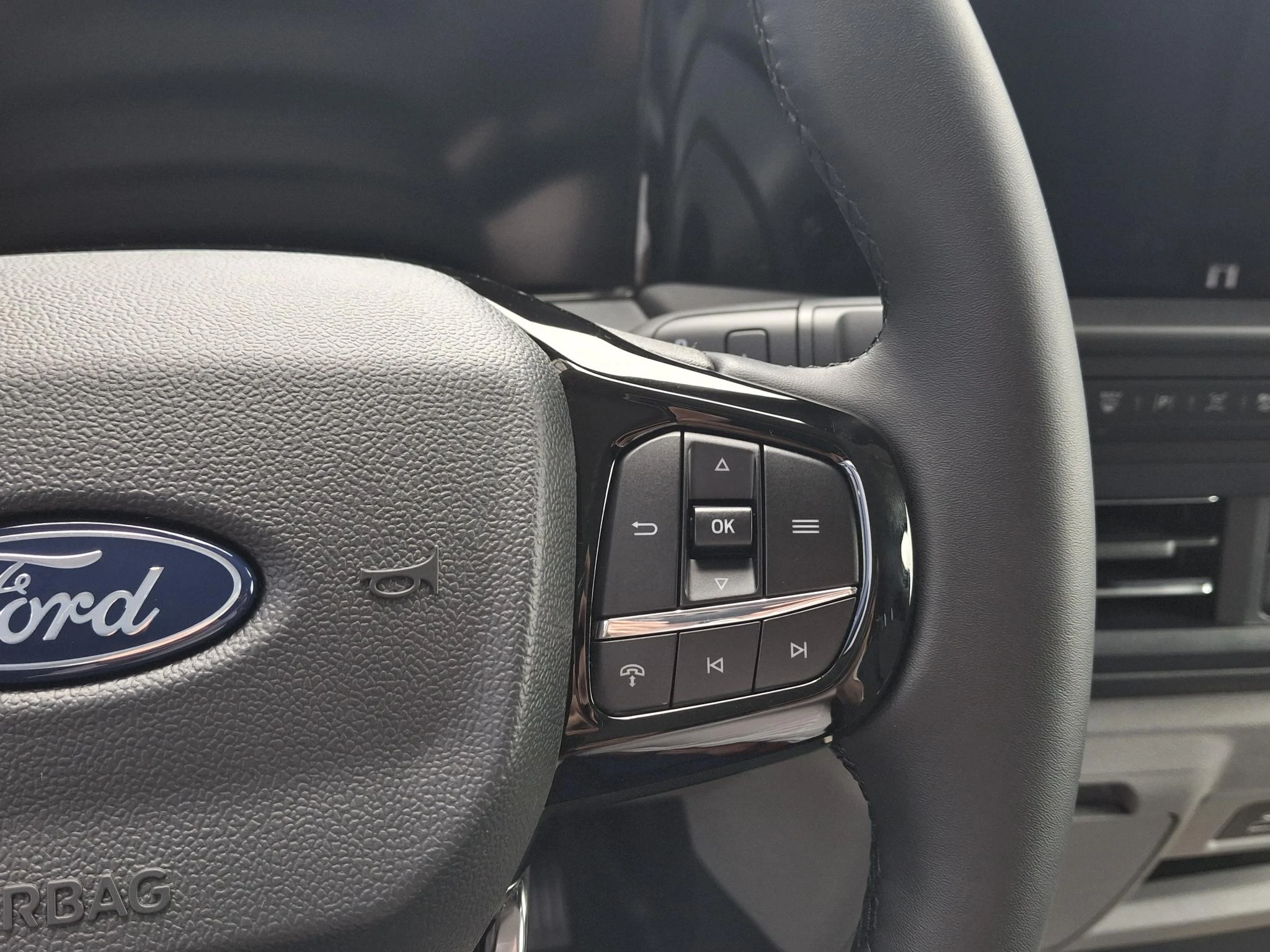 Ford E-Transit Custom L2 Limited 71 kWh