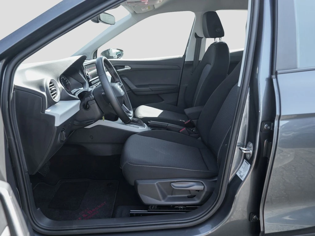 SEAT-Arona-image-6