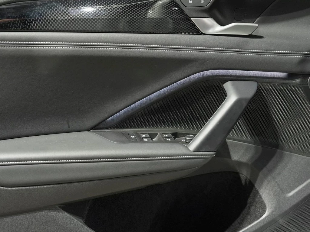 Volkswagen Tiguan 2,0 TDI DSG Goal,AHK,LED,360° Kamera Lenkrad/Sitzheizung,Climatronic,ALU