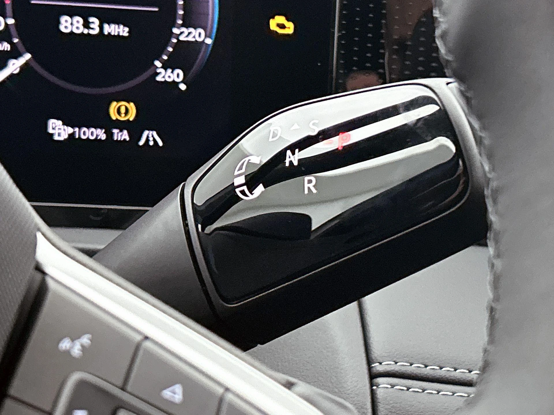 Volkswagen-Tiguan-image-27