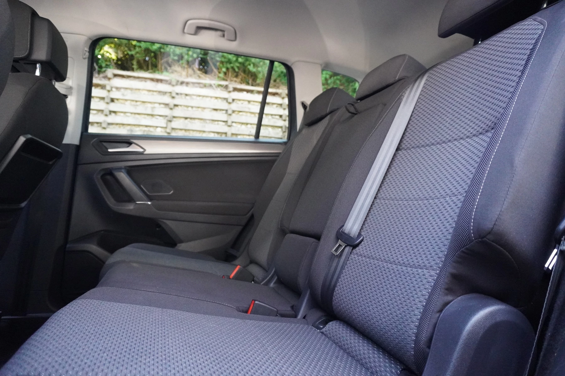 Volkswagen-Tiguan Allspace-image-10