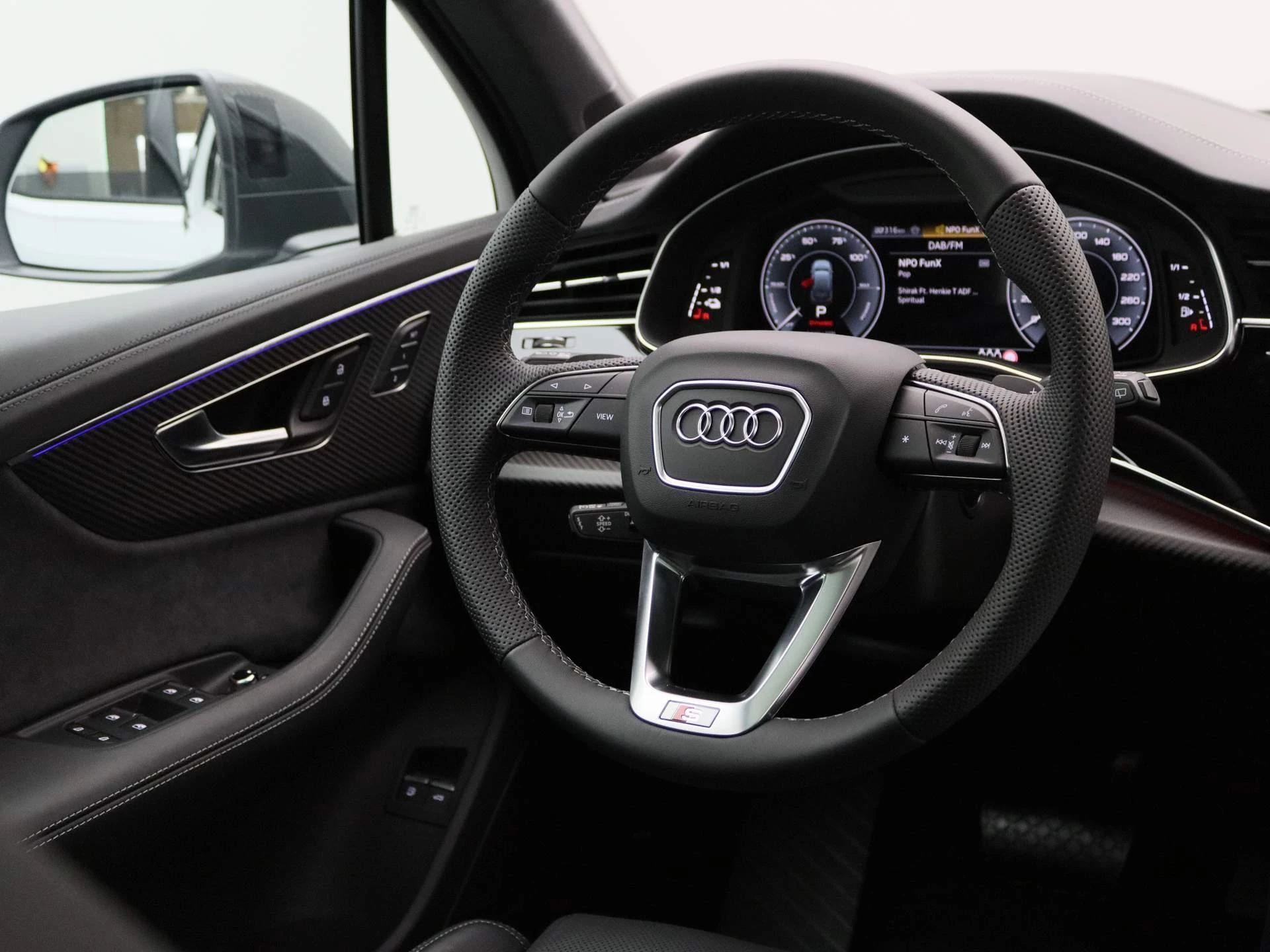 Audi Q7 60 TFSI e quattro Pro Line S Competition 490 PK
