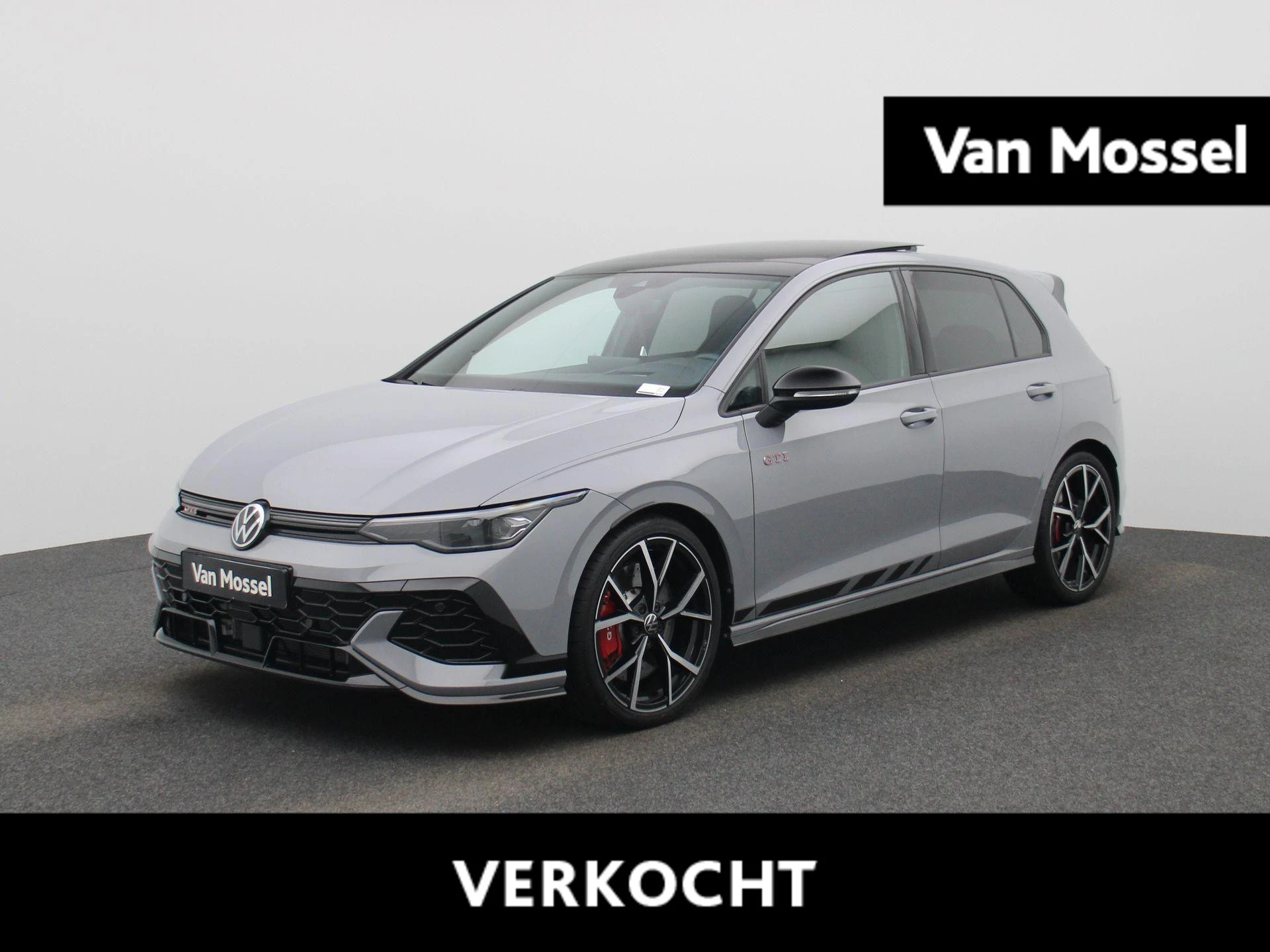 Volkswagen-Golf-image-0