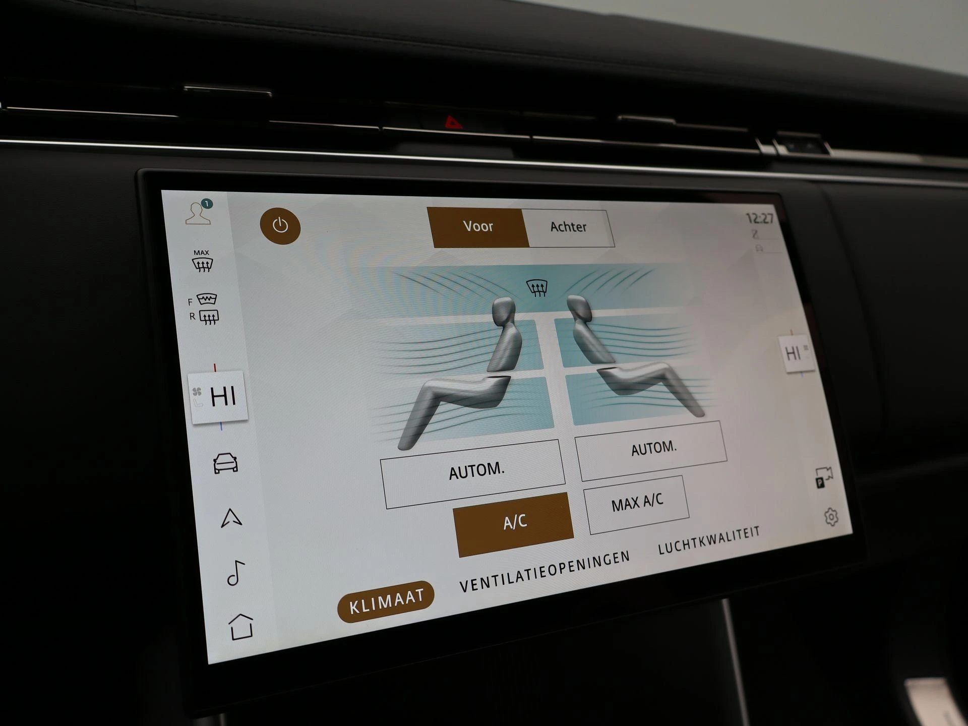 Land Rover-Range Rover-image-26
