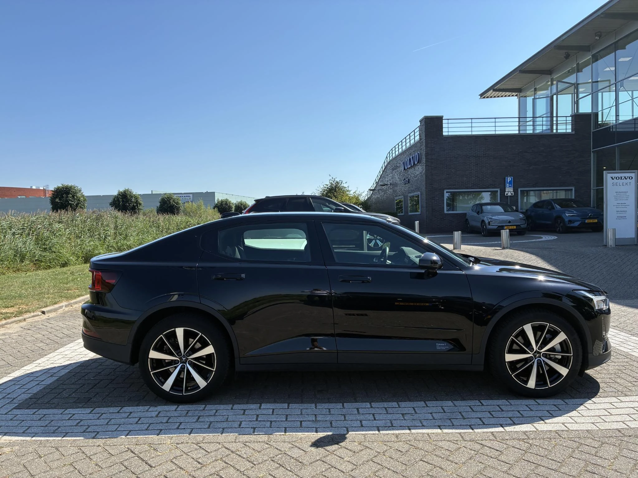Polestar-2-image-7