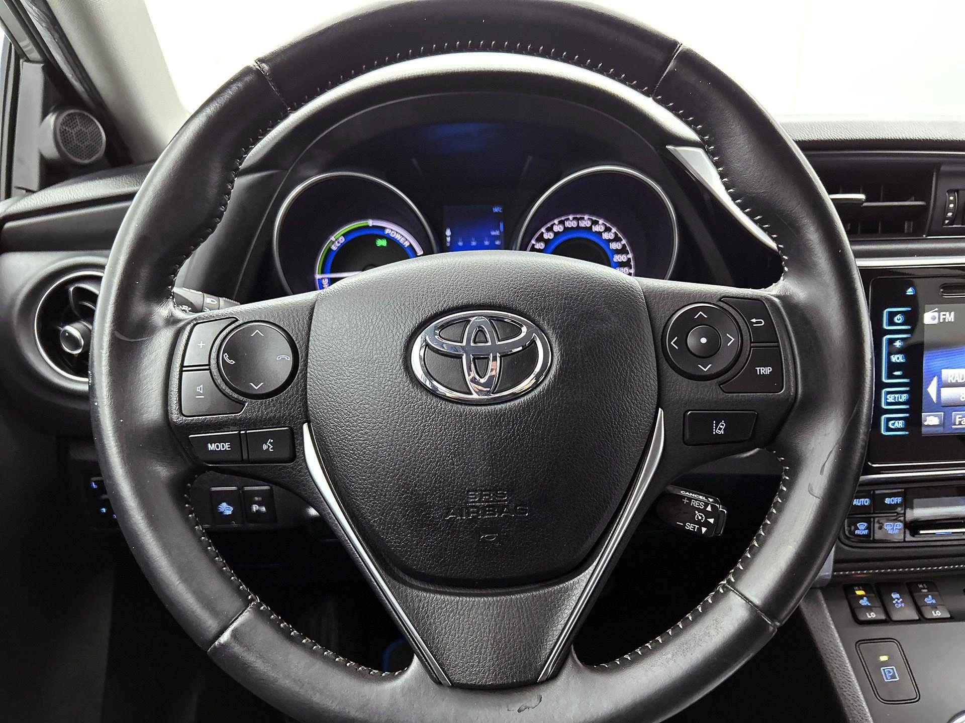 Toyota-Auris-image-28