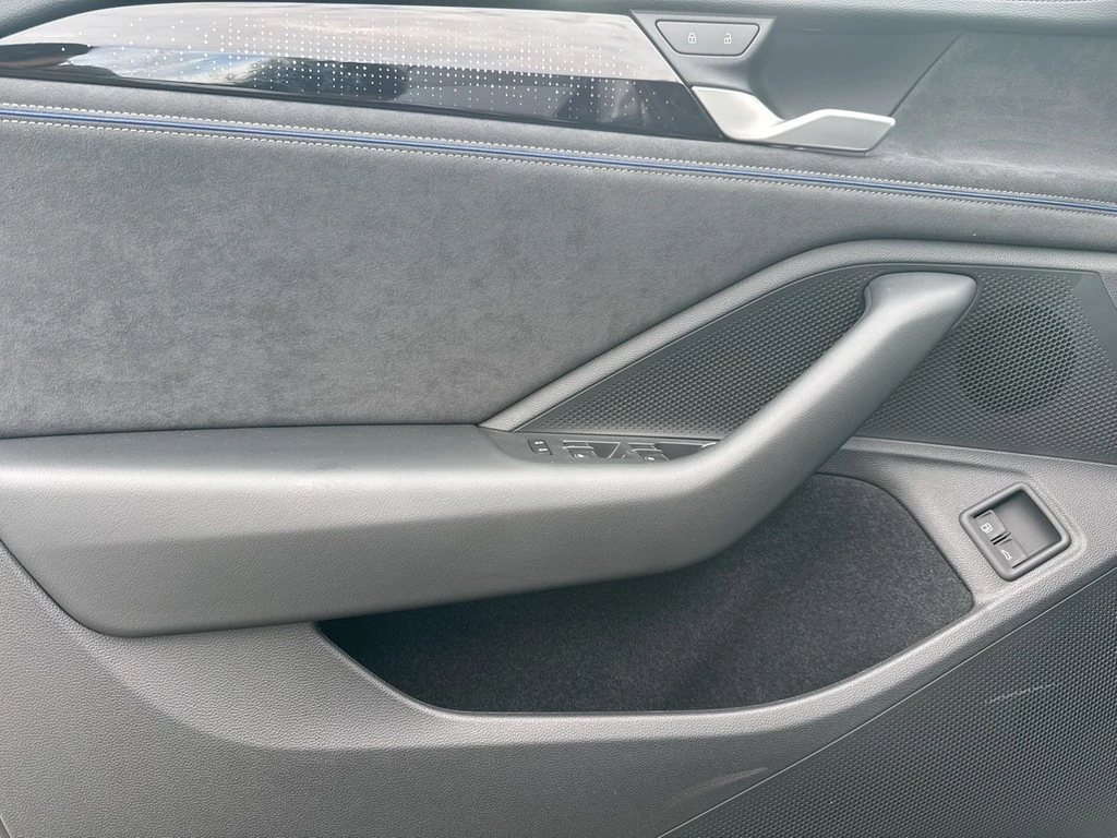 Volkswagen-Passat-image-5