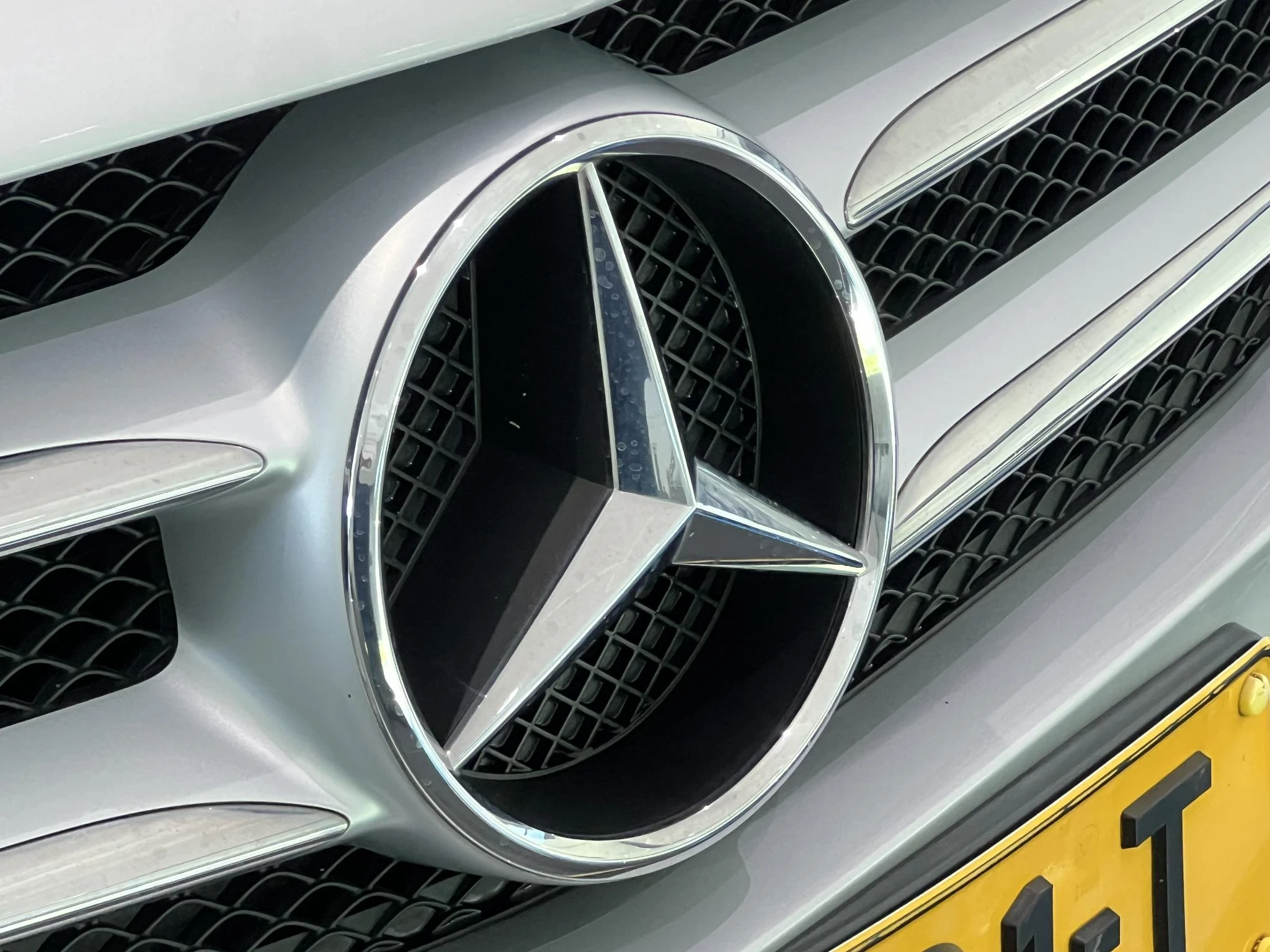 Mercedes-Benz-B-Klasse-image-10