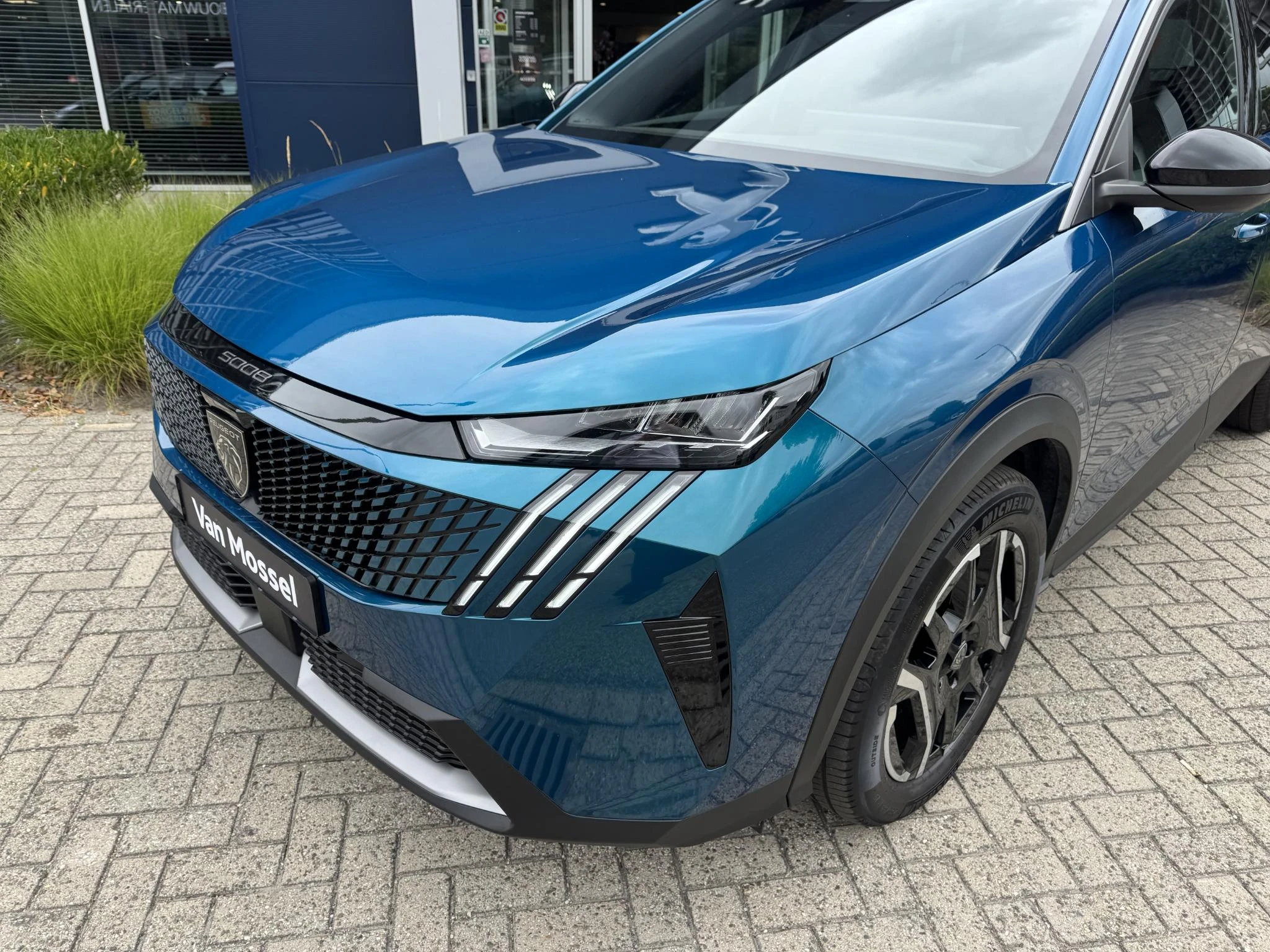 Peugeot 5008 1.6 Plug-in Hybrid 195 Allure 7p