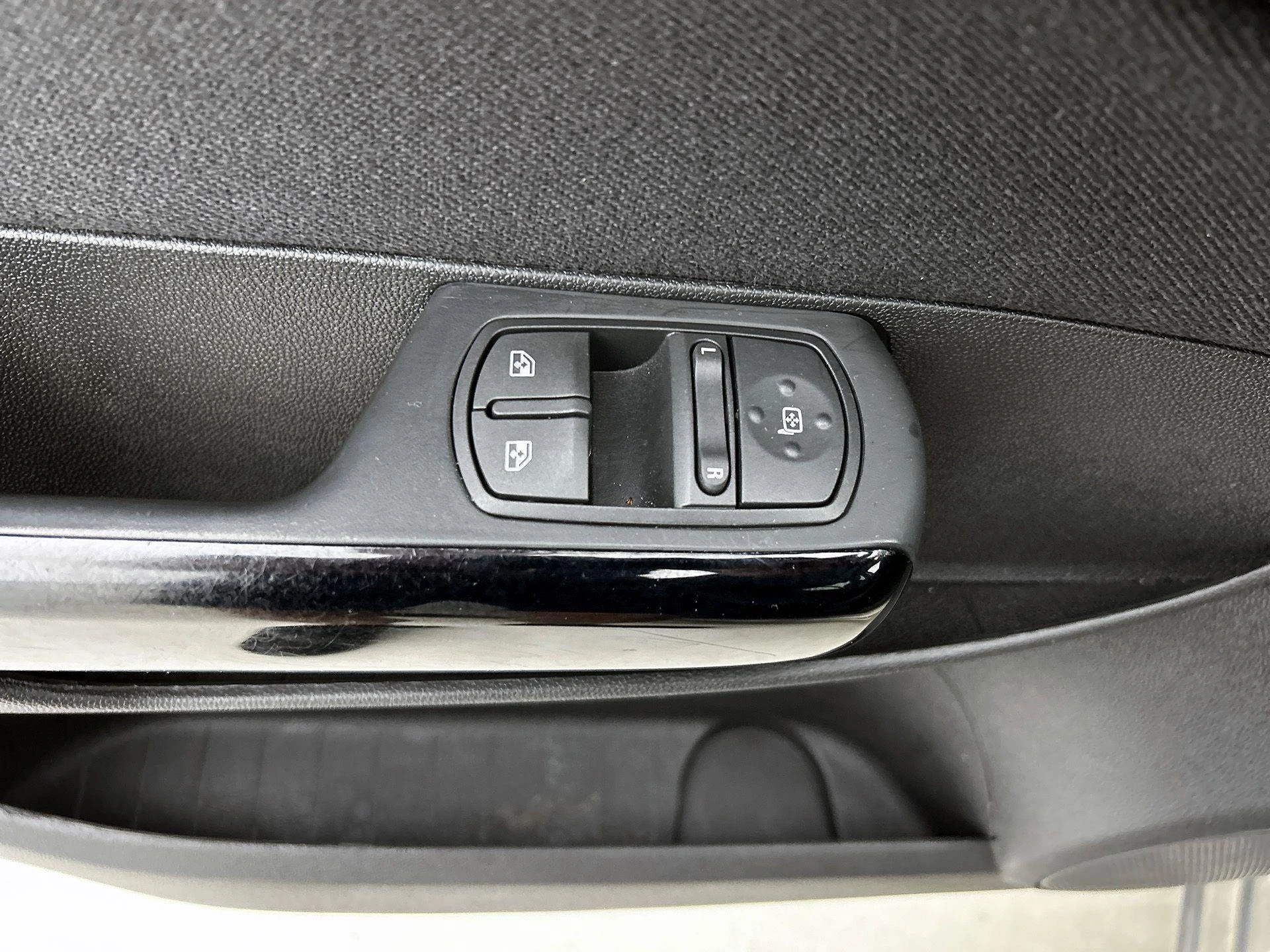 Opel-Corsa-image-29
