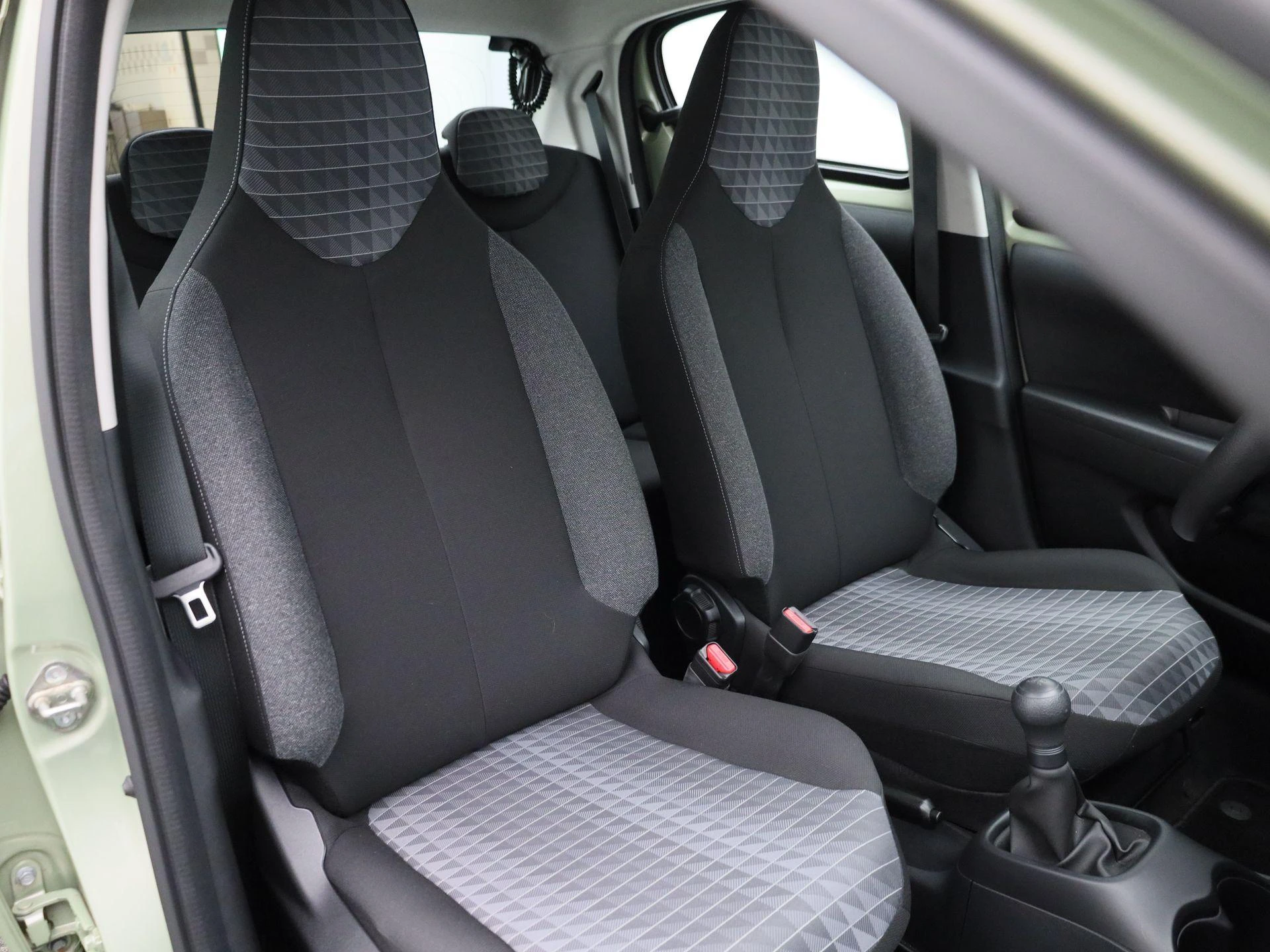 Peugeot-108-image-30