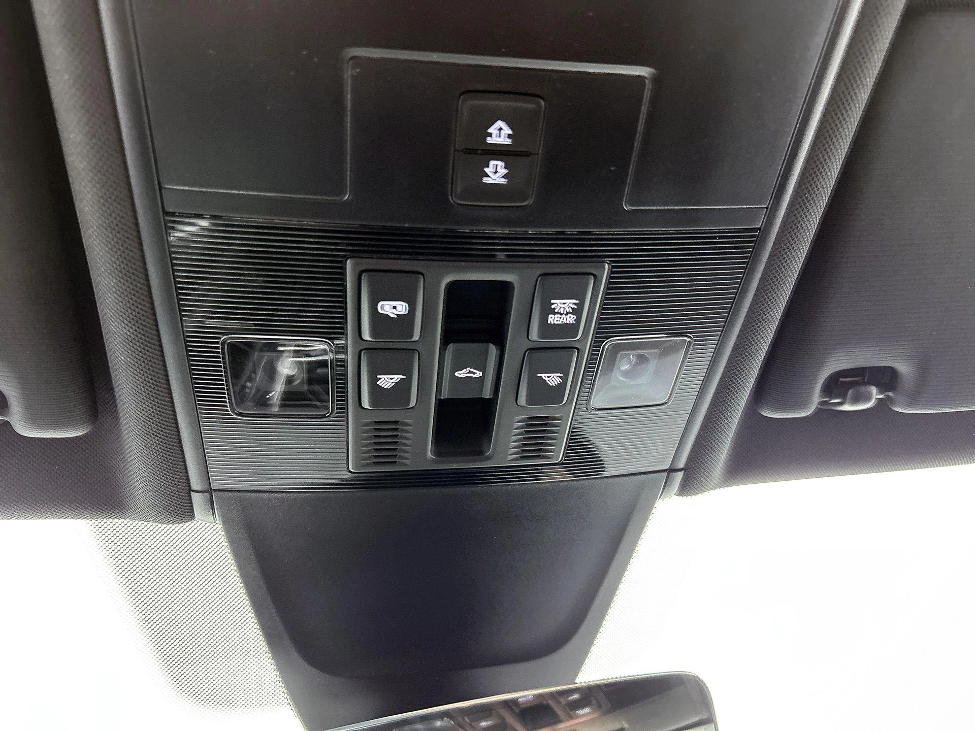 Volkswagen-Tiguan Allspace-image-16