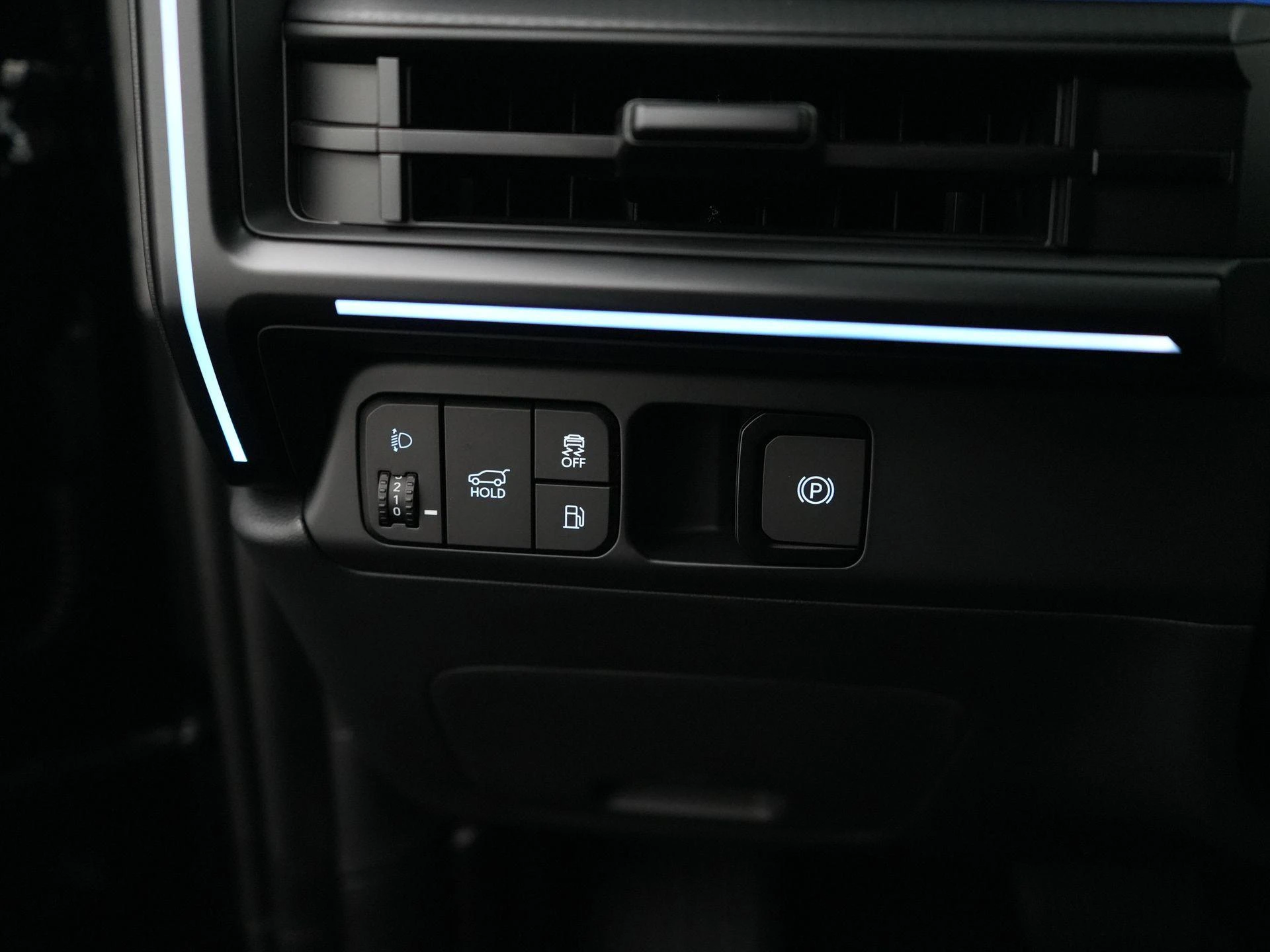 Hyundai-Santa Fe-image-16