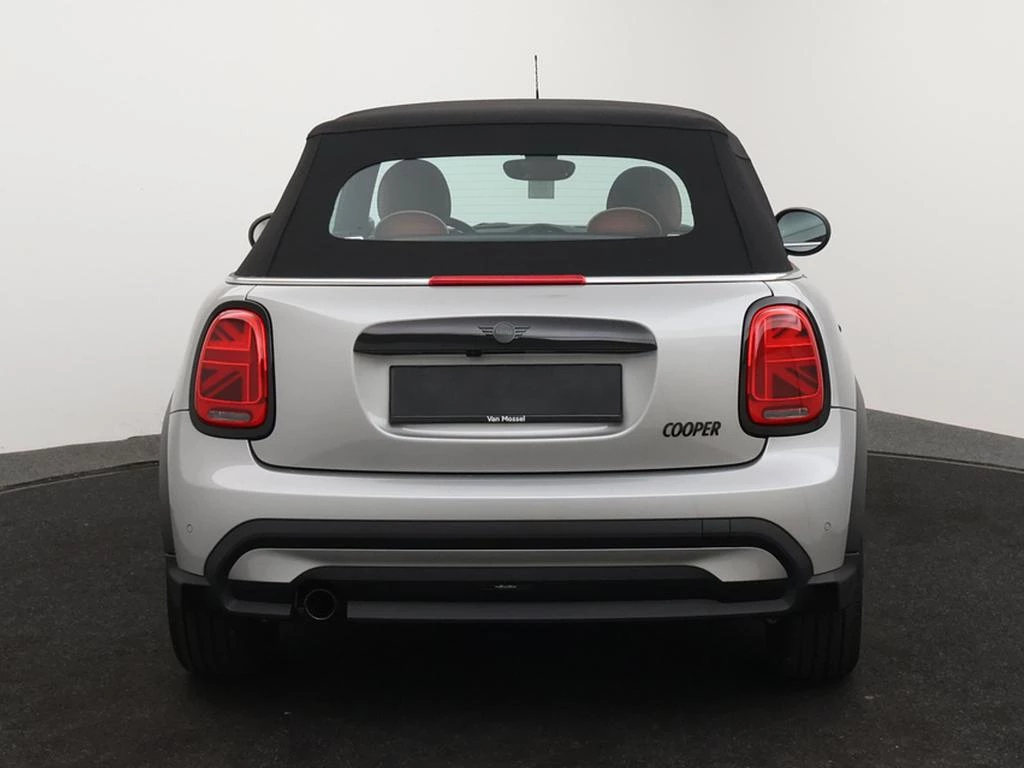 MINI-Cabrio-image-3