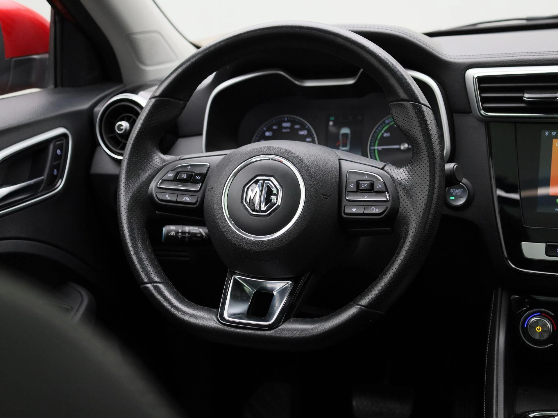 MG-ZS EV-image-9