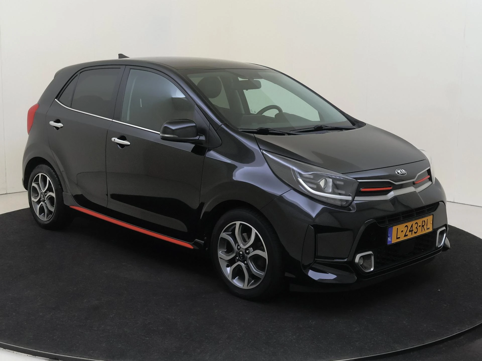 Kia-Picanto-image-1