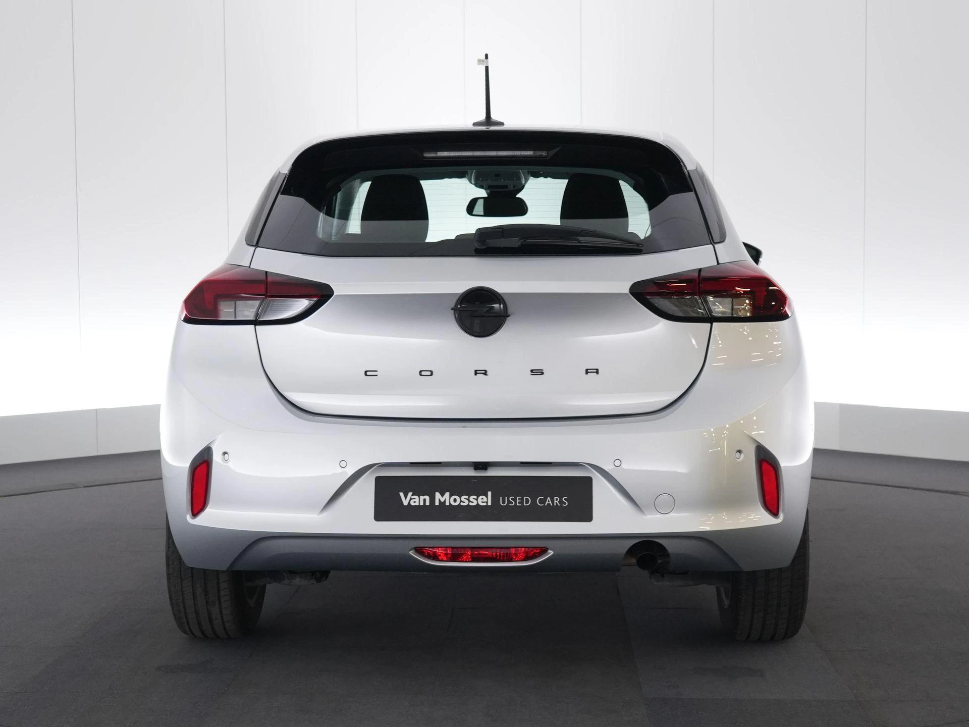 Opel-Corsa-image-2