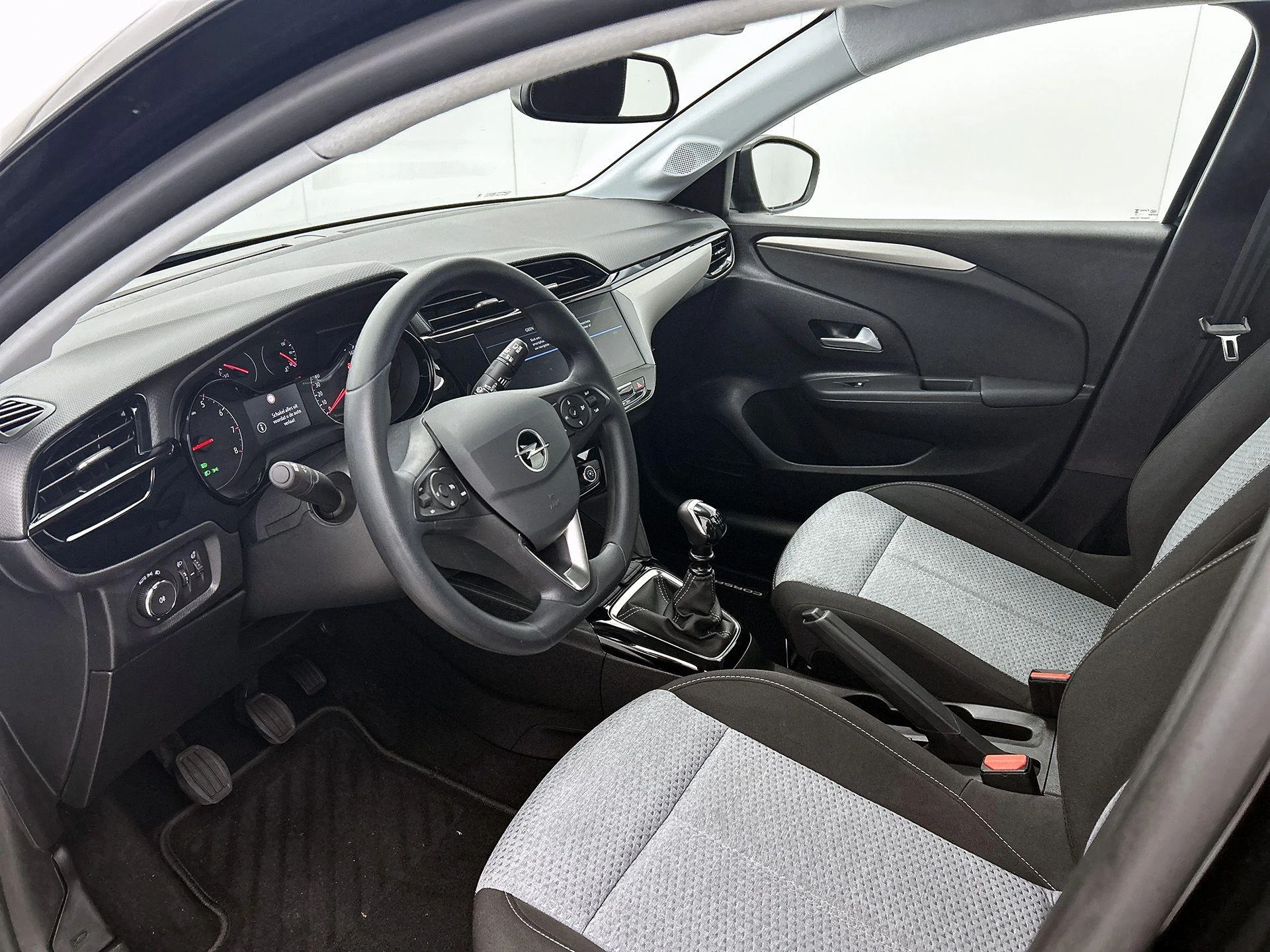 Opel-Corsa-image-13