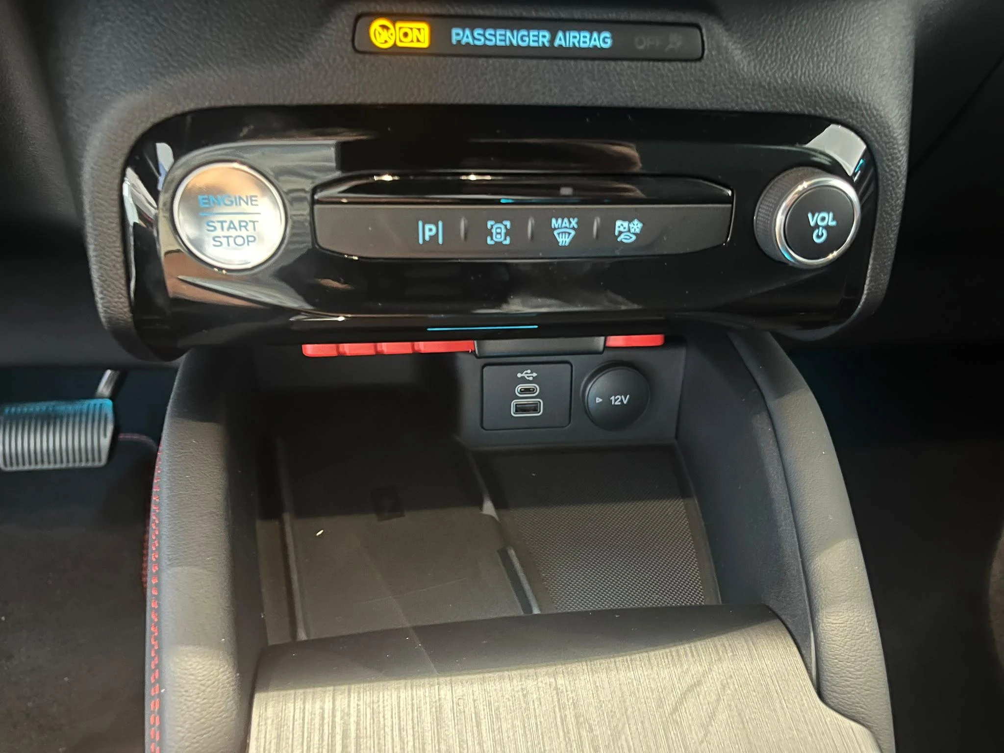 Ford-Kuga-image-15