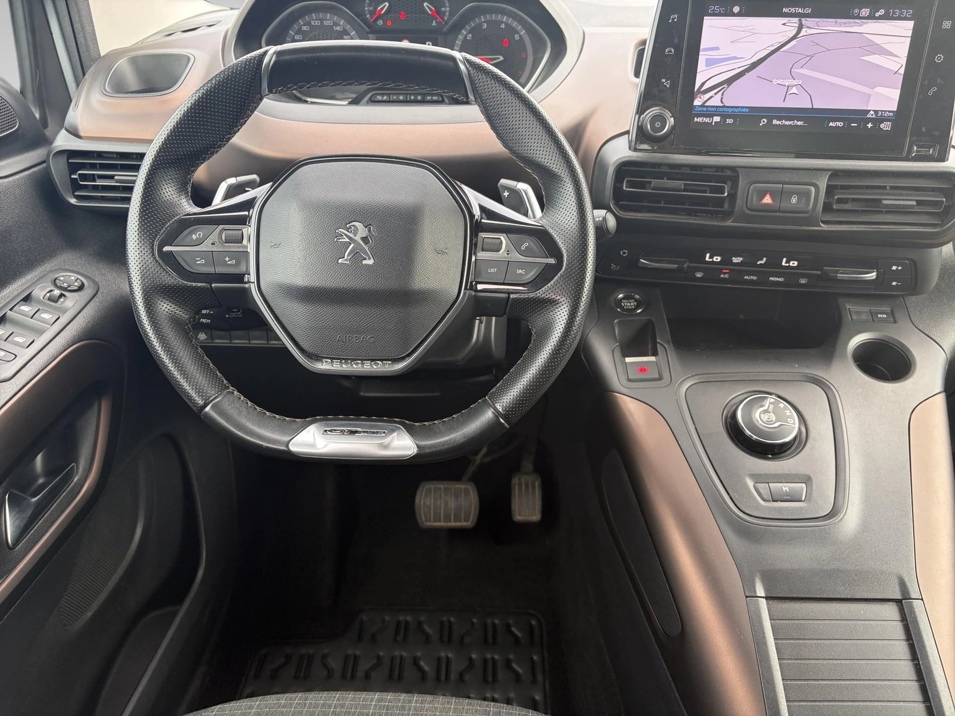 Peugeot-Rifter-image-2