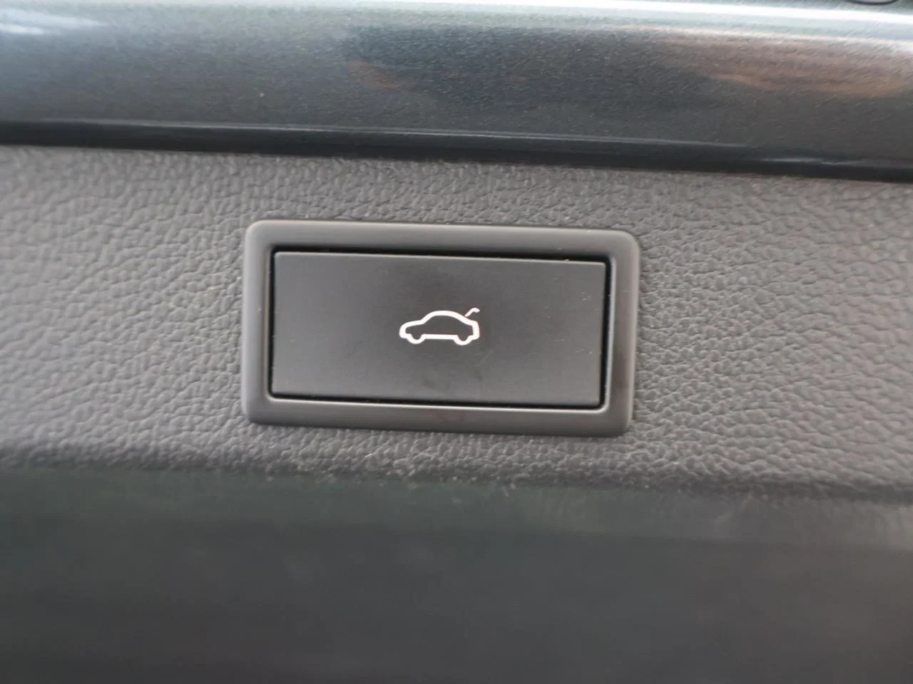 Škoda Superb Combi PHEV Superb Style *1.4TSI*AUTOMAAT*PLUG-IN*NAVI*TREKHAAK*ZETELVERWARMING V+A* ...