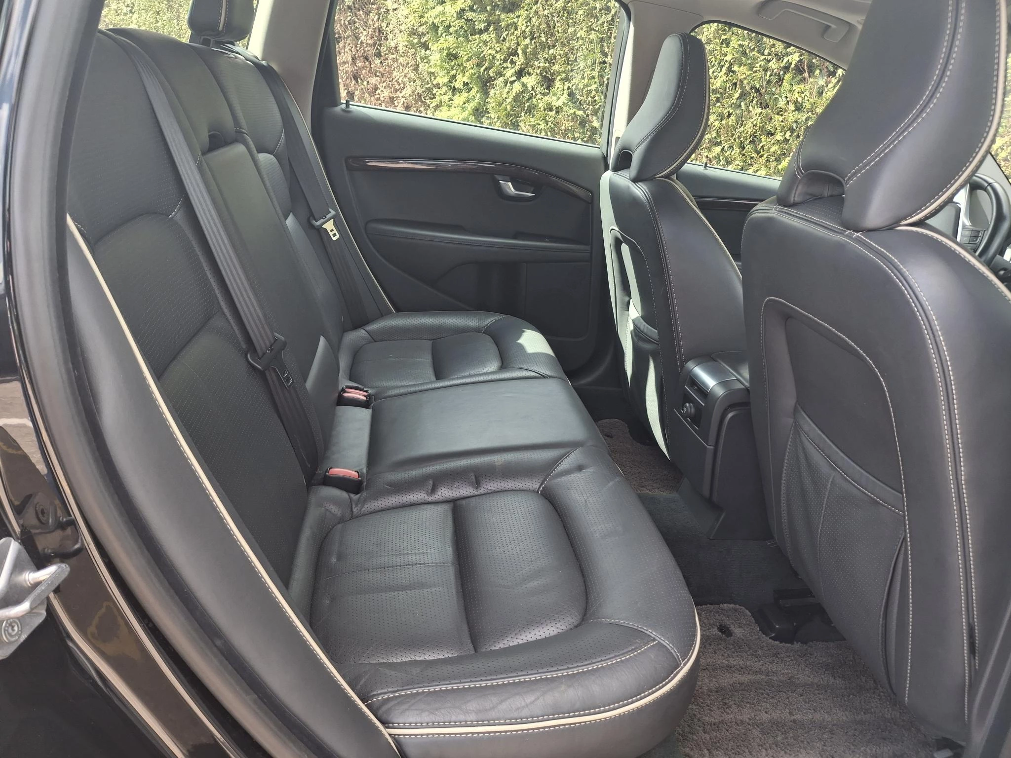 Volvo-V70-image-30