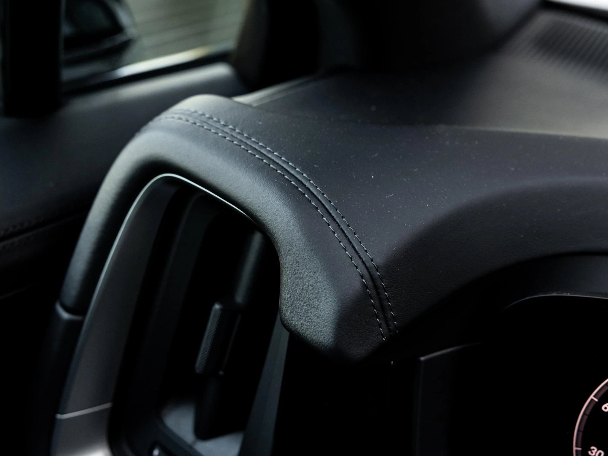Porsche-Cayenne-image-55
