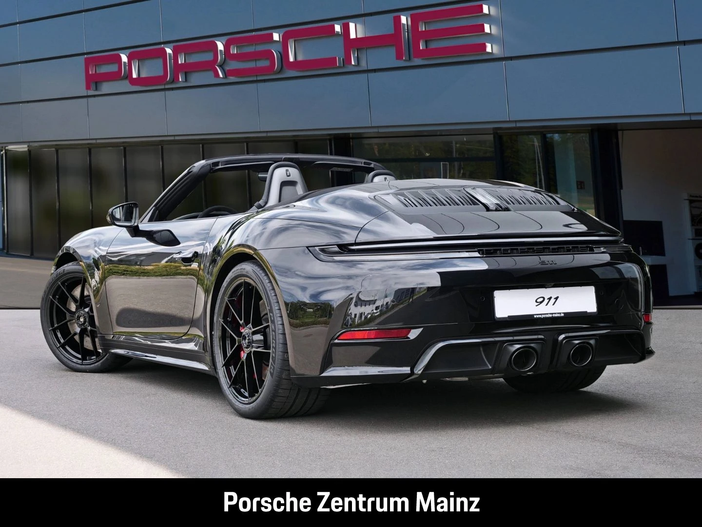 Porsche-911-image-5