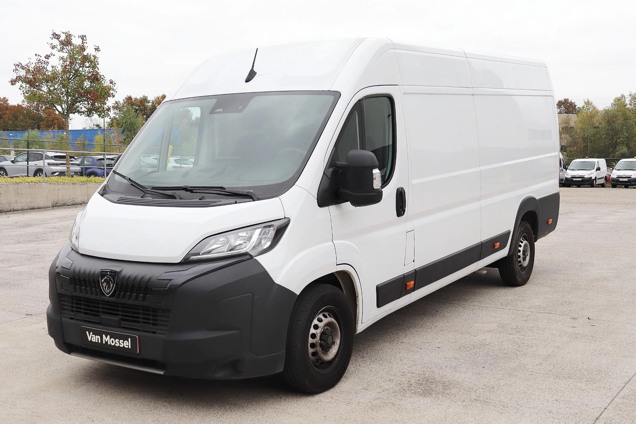 Peugeot-Boxer-image-0