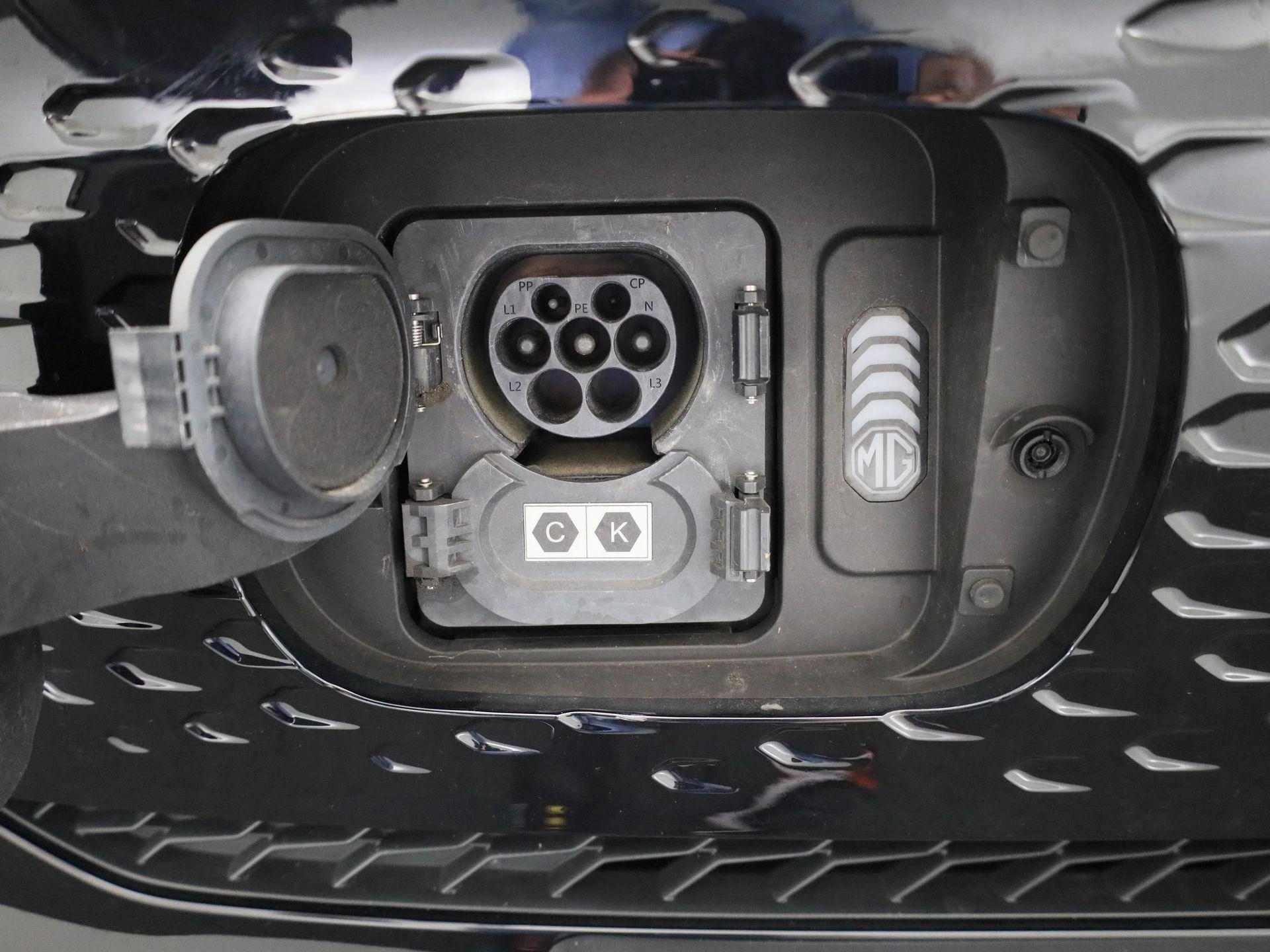 MG ZS EV - 33