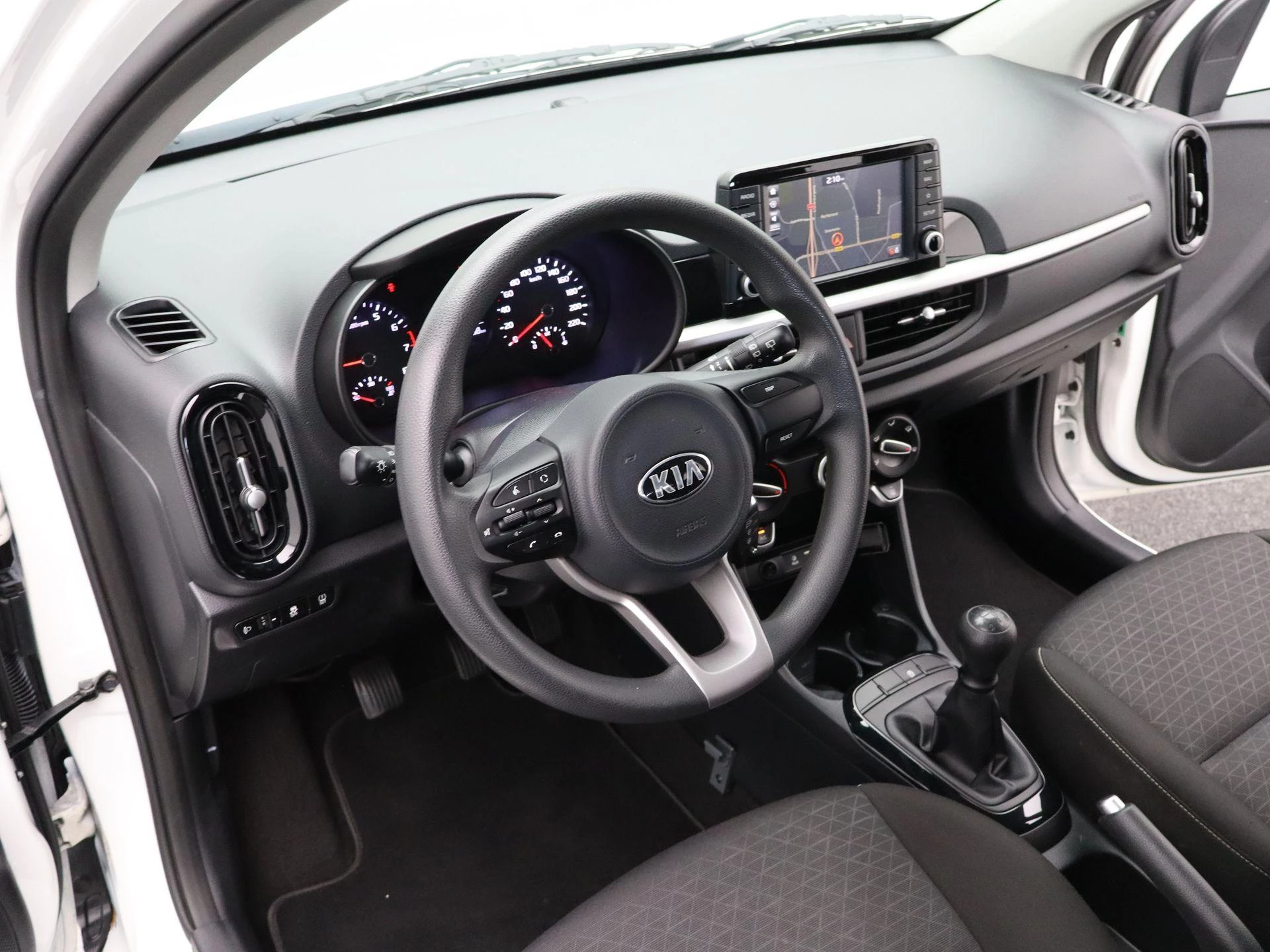 Kia-Picanto-image-32