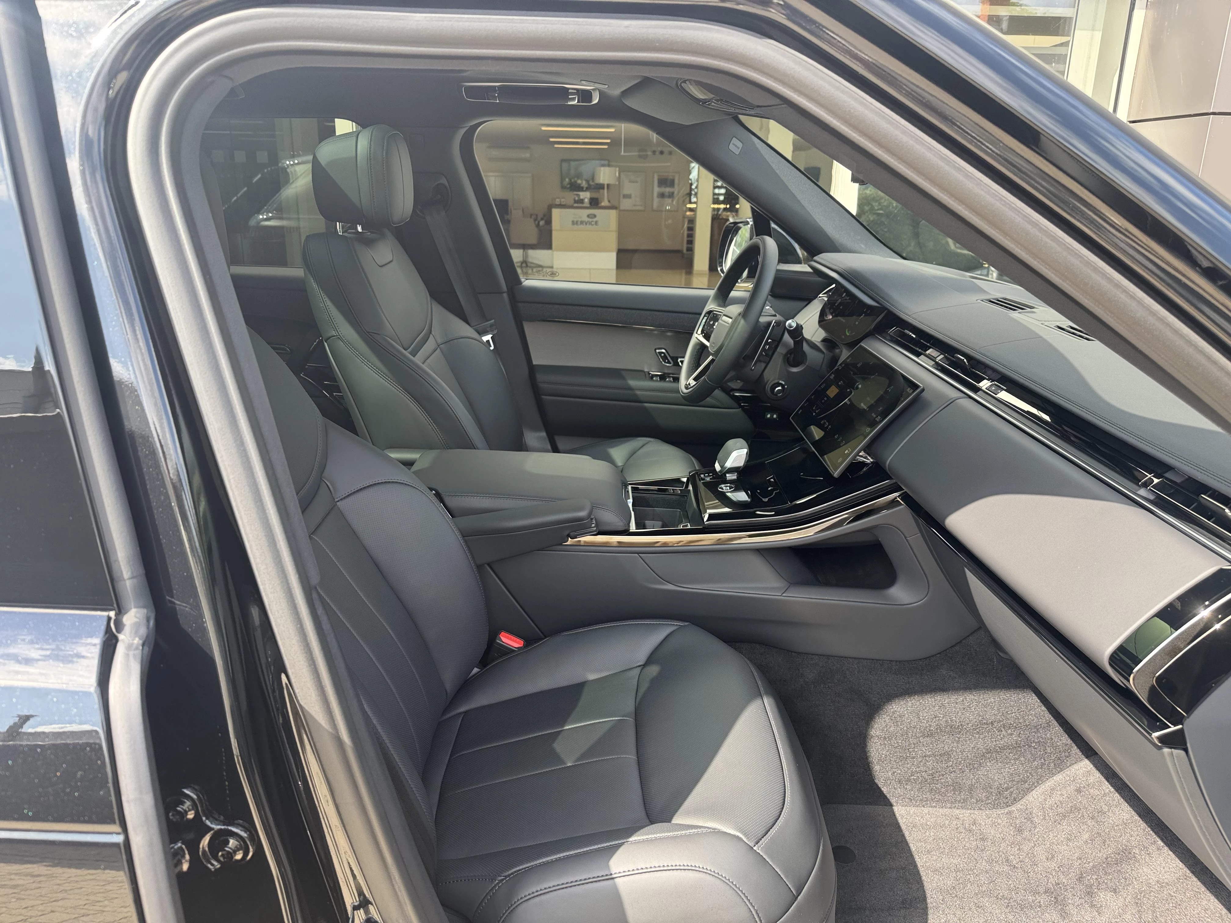 Land Rover Range Rover Sport P460e Dynamic HSE AWD Auto. 25MY