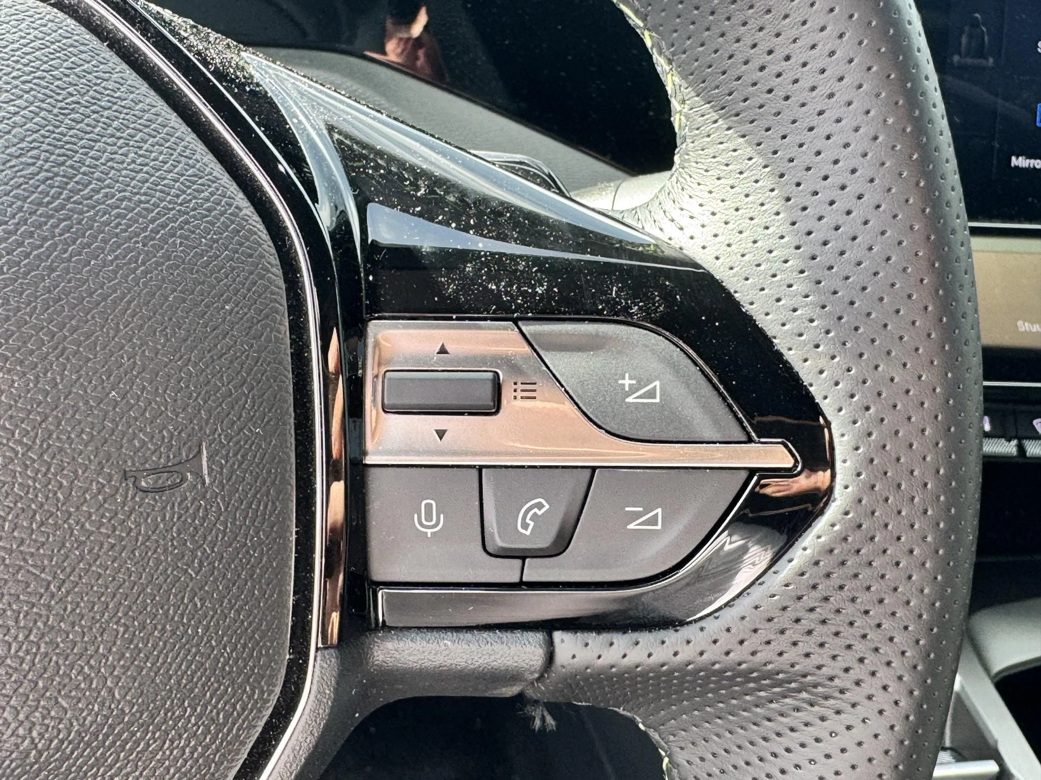 Peugeot-e-308-image-18