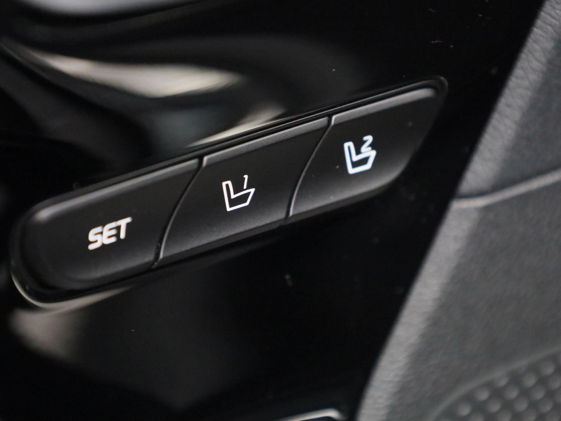 Kia-Niro-image-33
