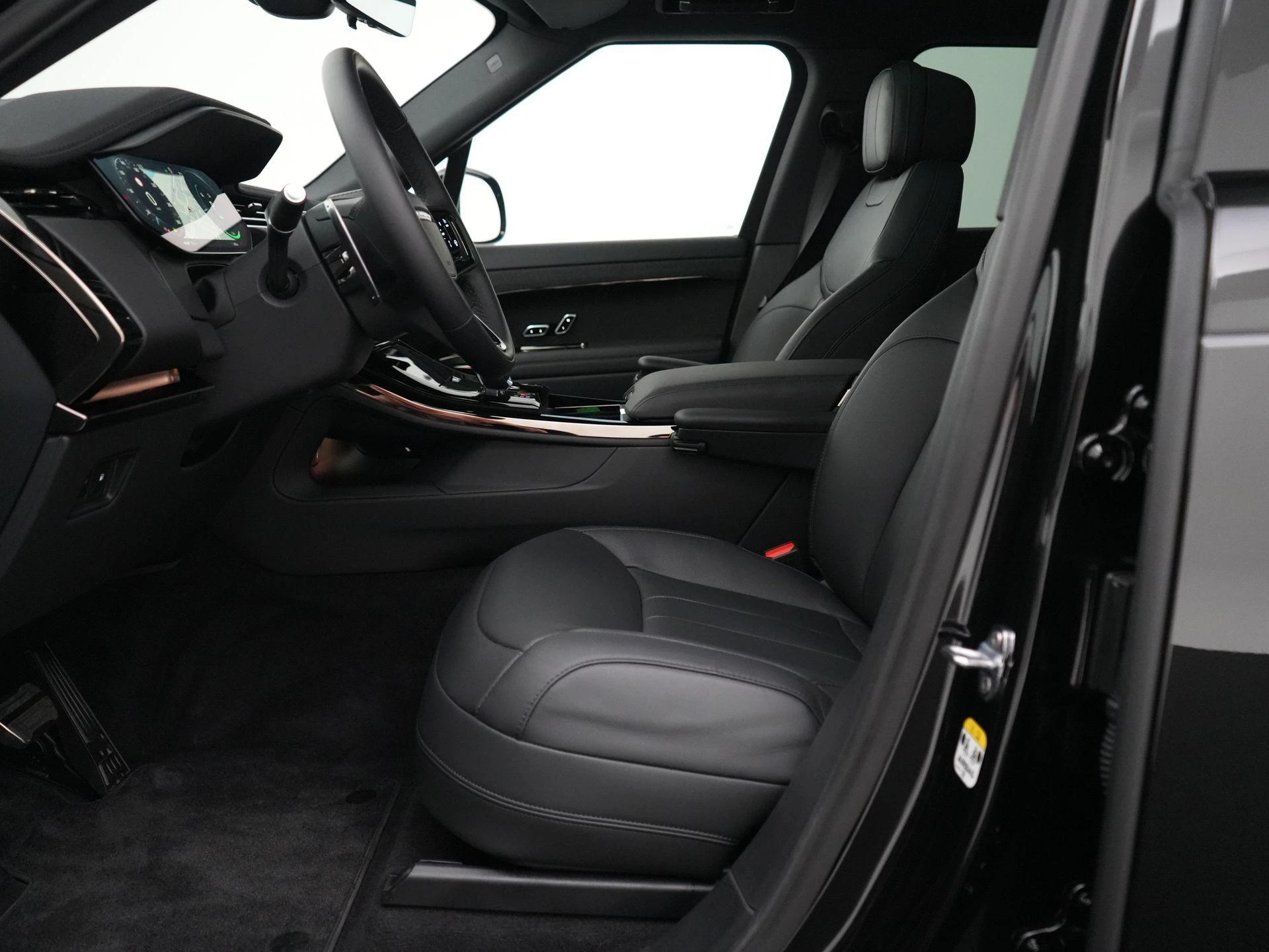 Land Rover-Range Rover Sport-image-28