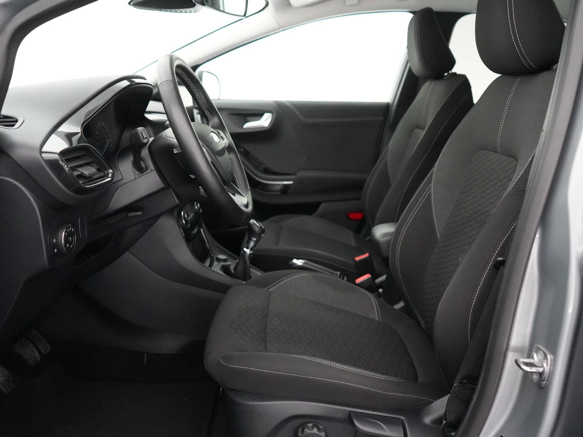 Ford Puma 1.0i Ecoboost mHEV 92kW Titanium